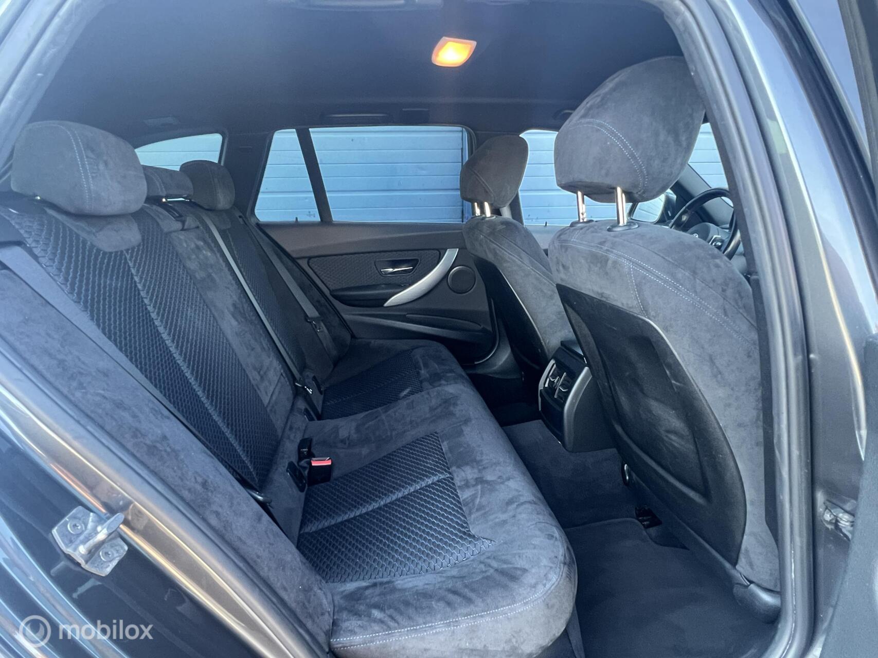 Foto van BMW 320i