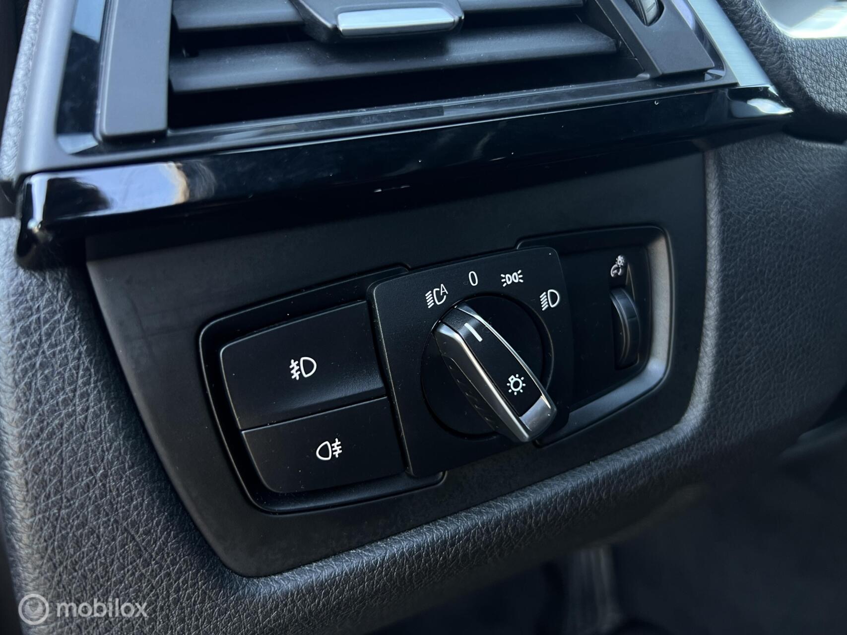 Foto van BMW 320i