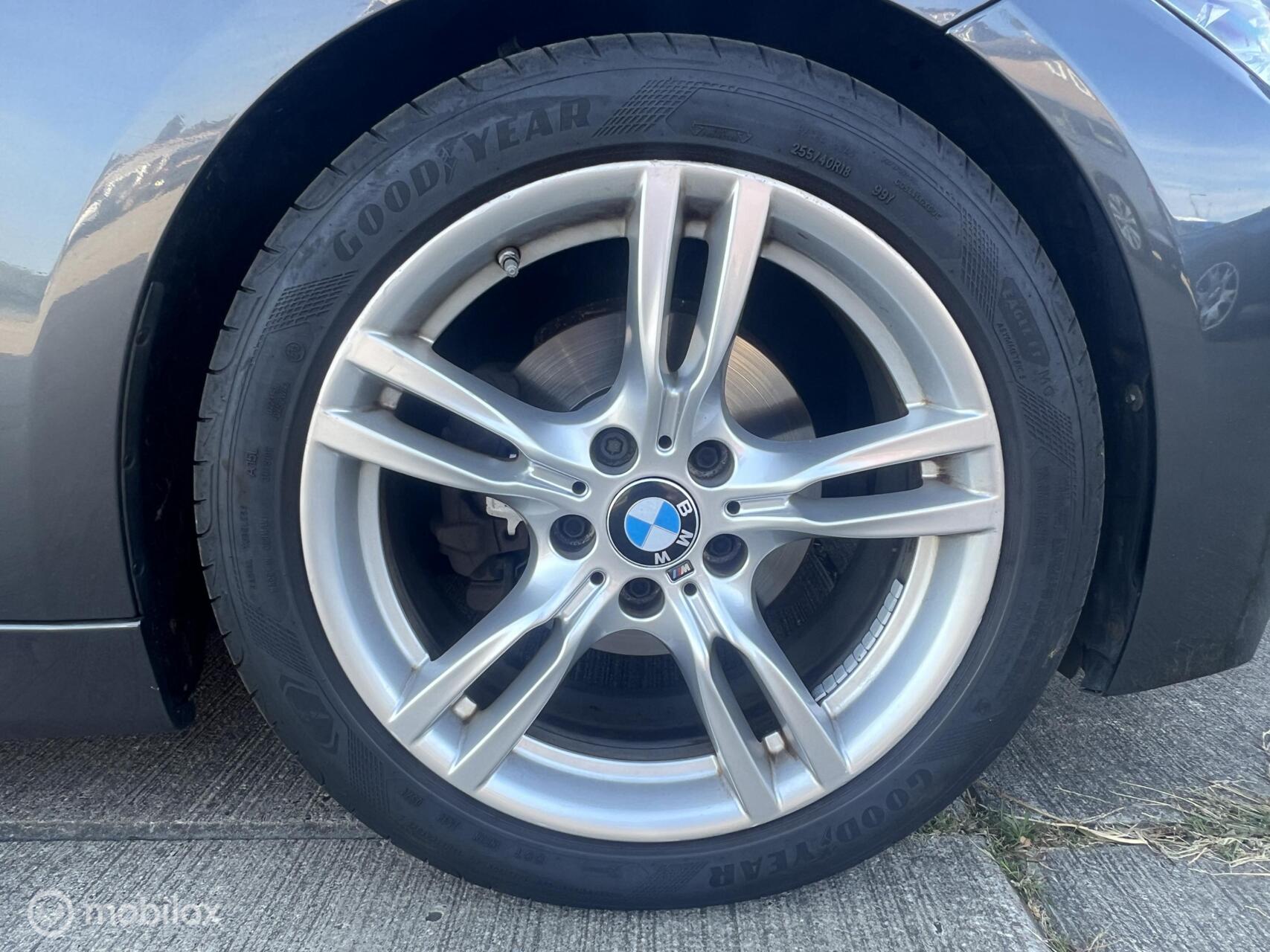 Foto van BMW 320i