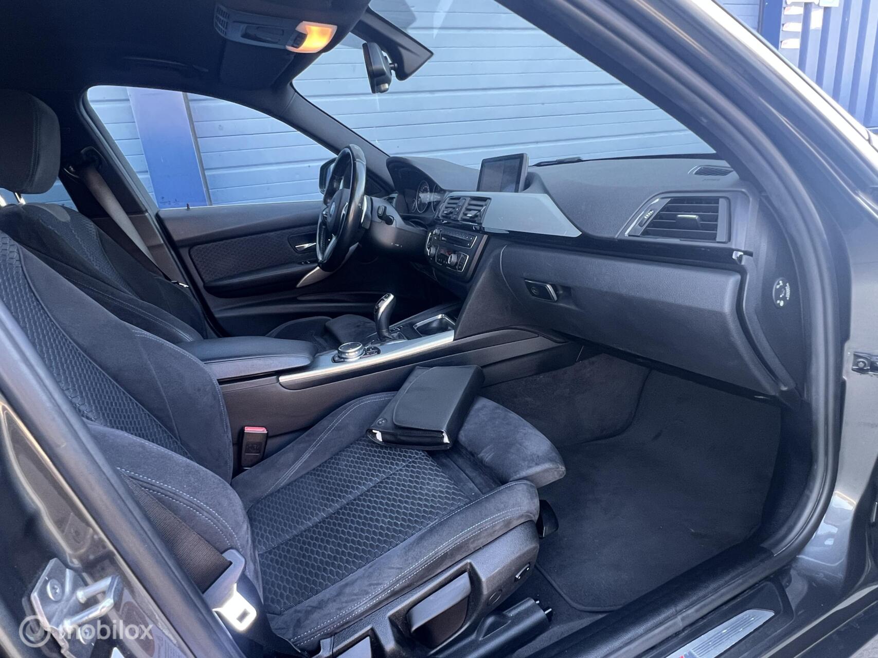 Foto van BMW 320i