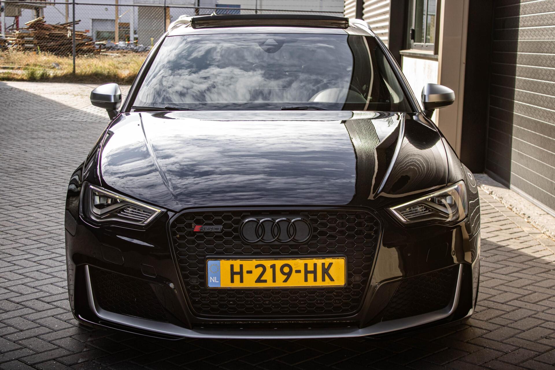 Foto van Audi RS 3 Sportback