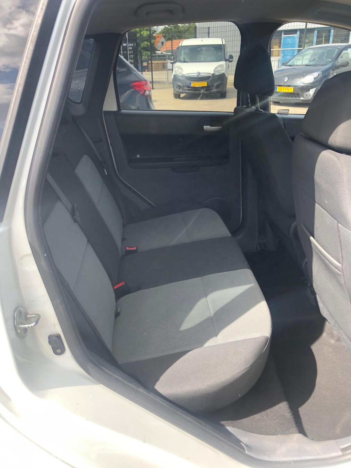 Foto van Mitsubishi Mitsubishi Colt