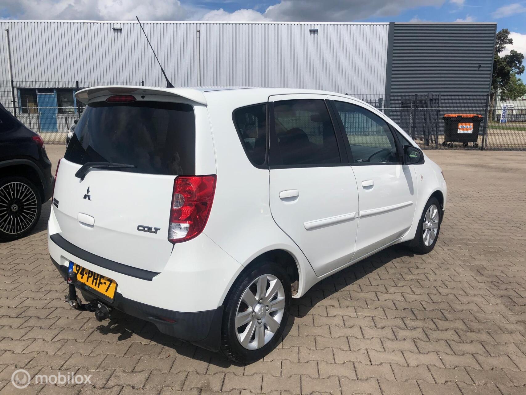 Foto van Mitsubishi Mitsubishi Colt