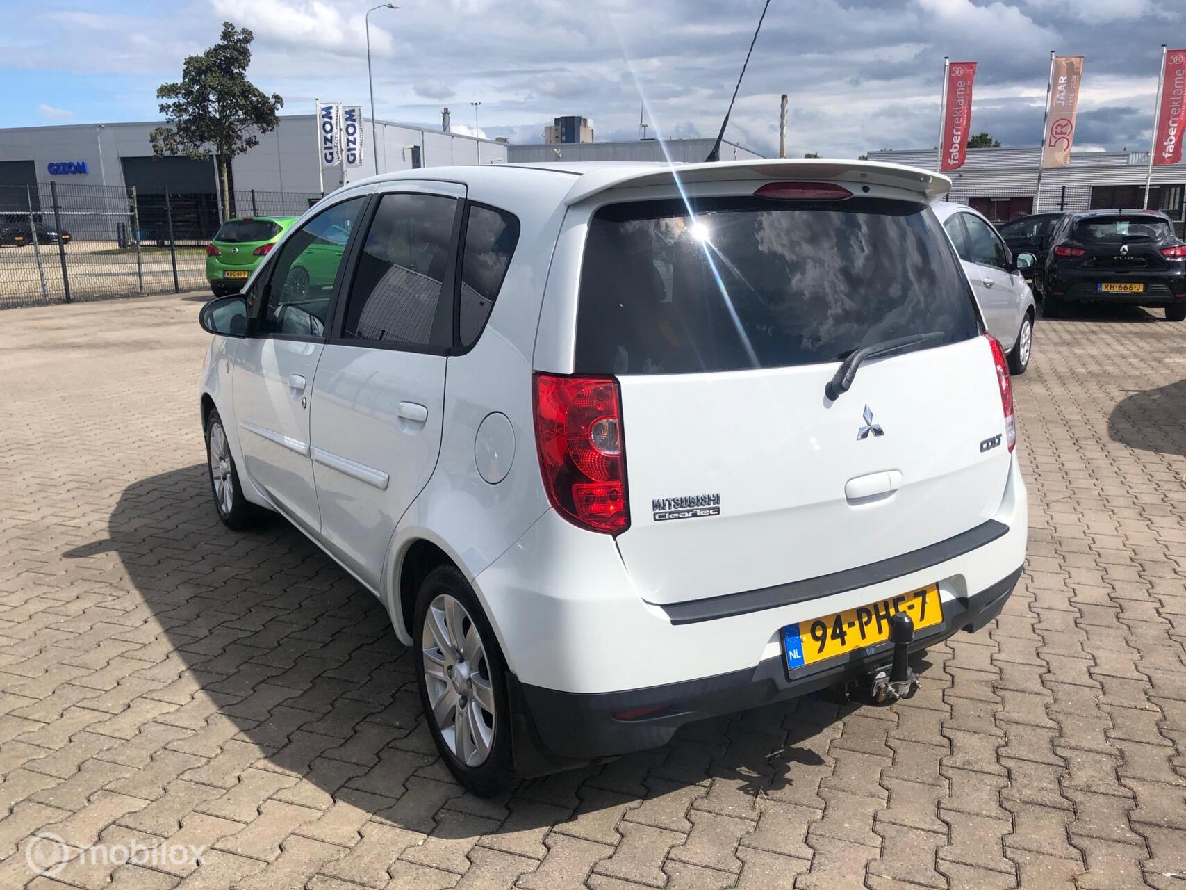 Foto van Mitsubishi Mitsubishi Colt