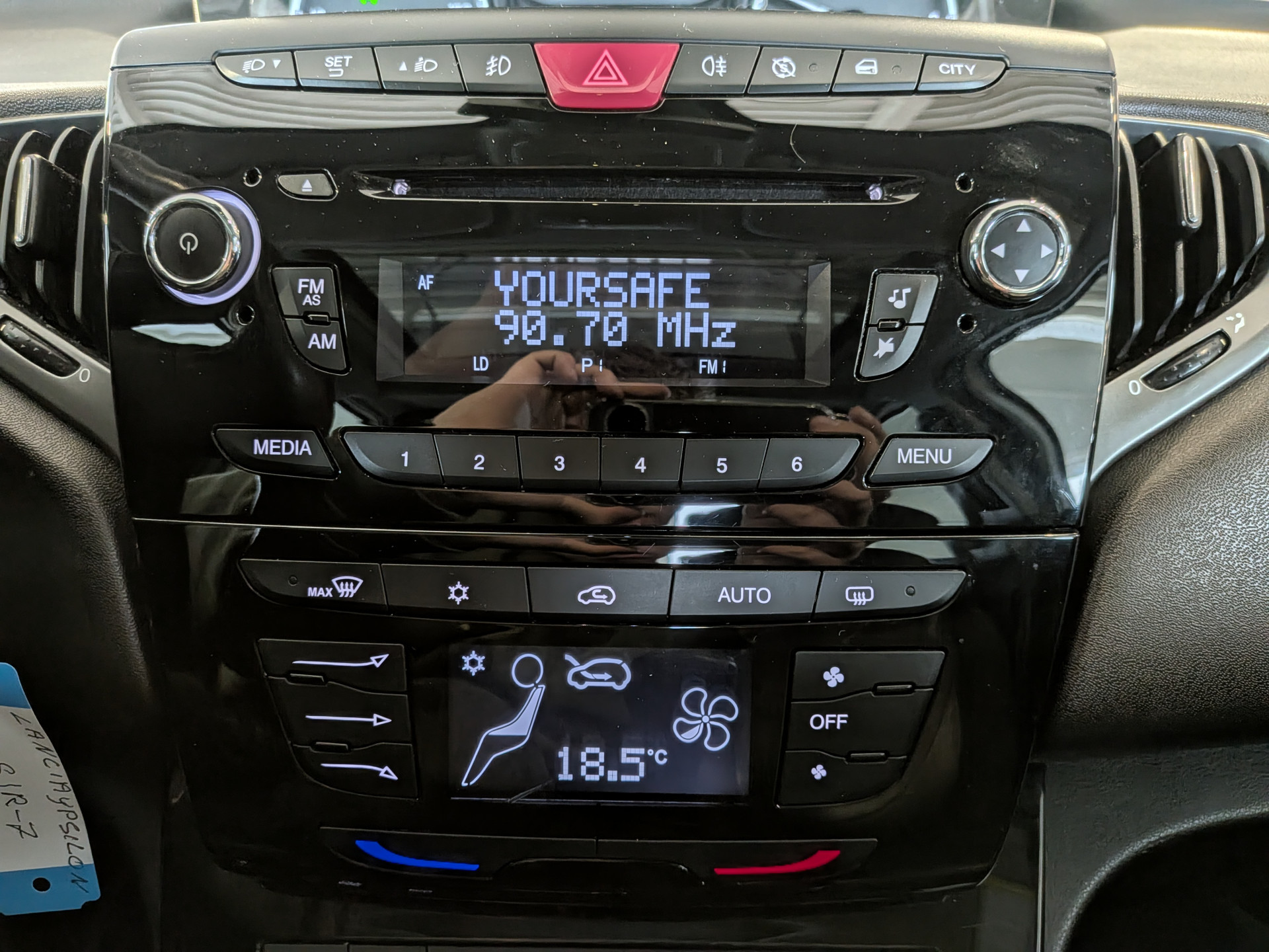 Foto van Lancia Ypsilon
