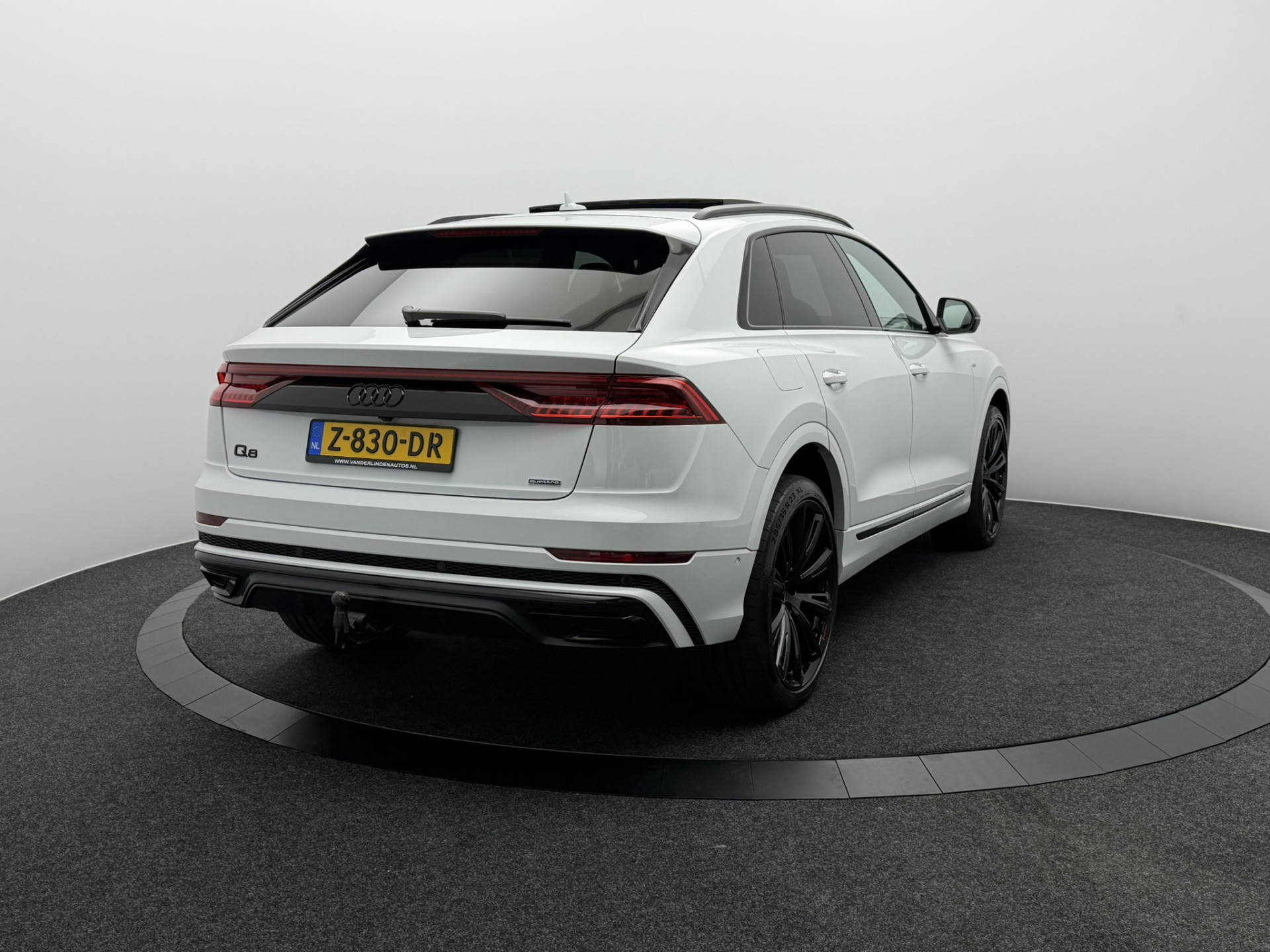 Foto van Audi Q8 60 TFSI E