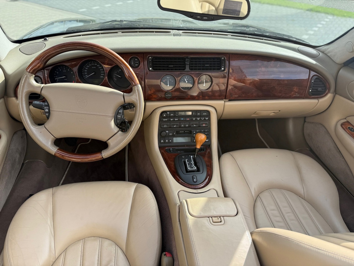 Foto van Jaguar Xk8