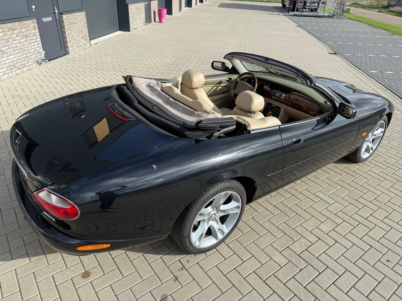 Foto van Jaguar Xk8