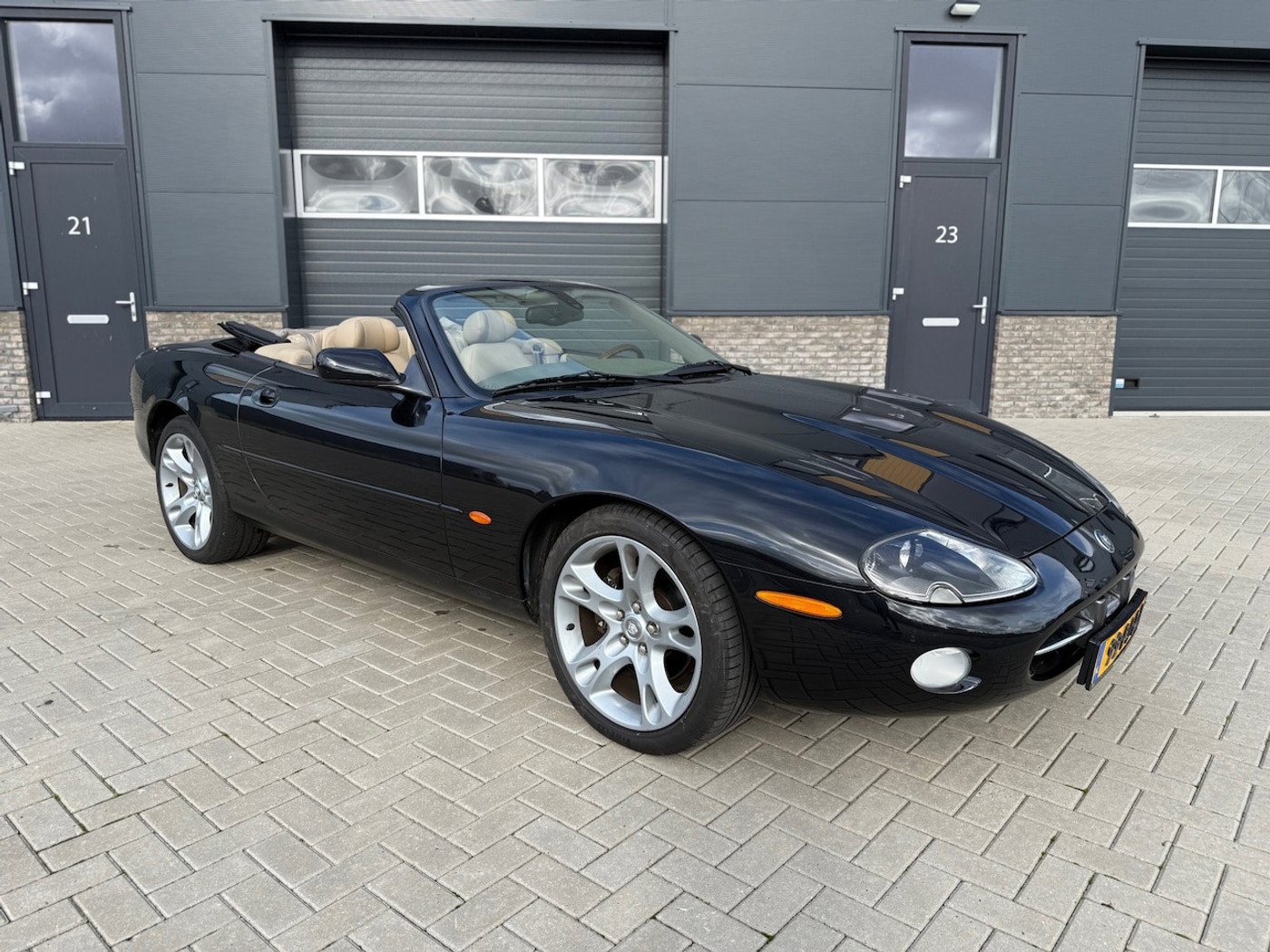 Jaguar Xk8 4.2 V8 Convertible 2004 - voorkant