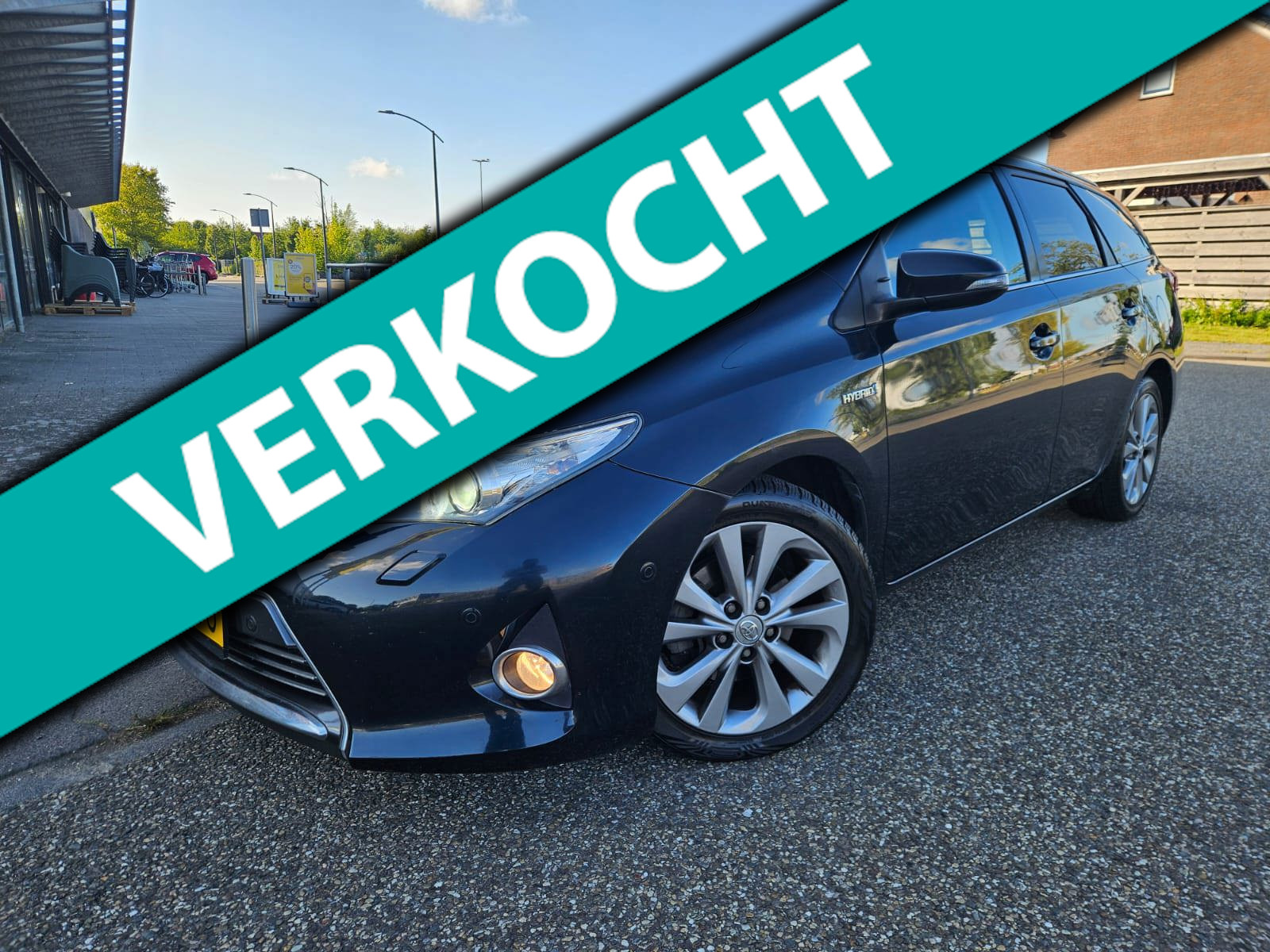 Toyota Toyota Auris 1.8 Hybrid Lease Pro GARANTIE 2013 - voorkant
