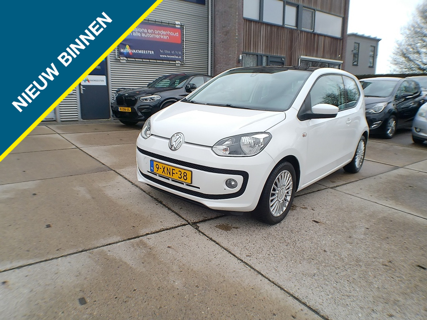 Volkswagen Up 1.0 high up! BlueM. 2014 - voorkant