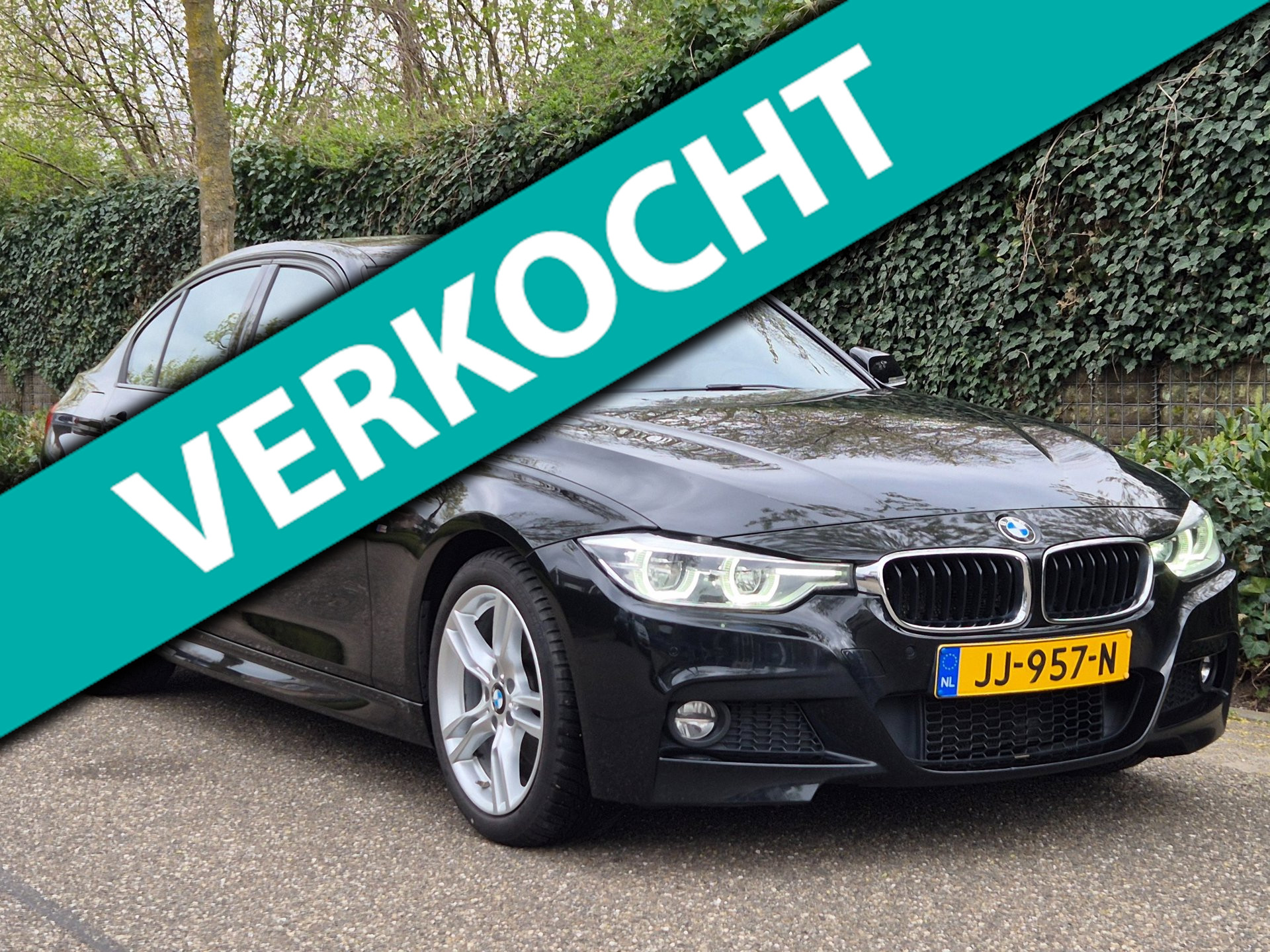 BMW 330i 330i Centennial High Executive 2016 - voorkant