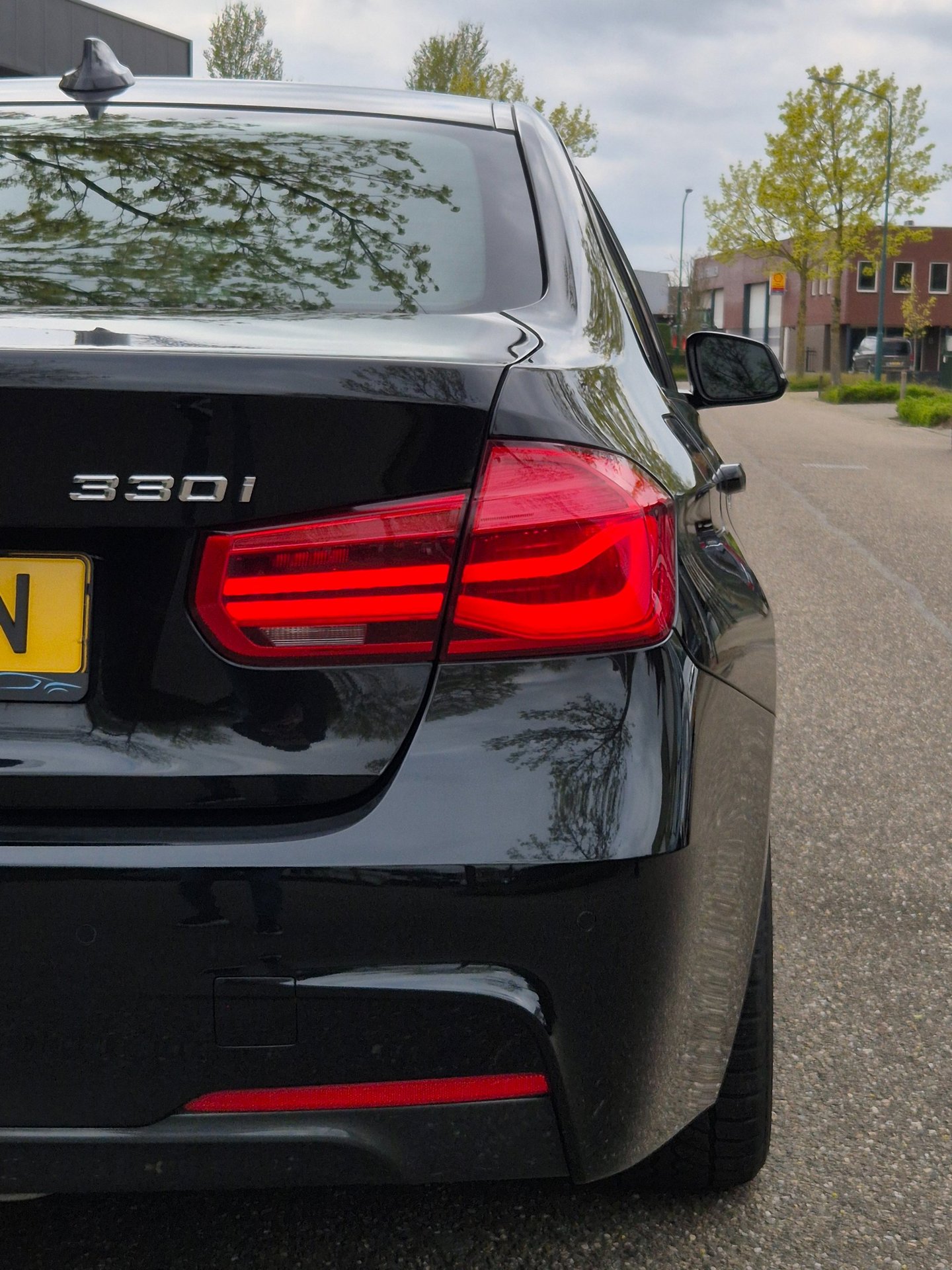 Foto van BMW 330i