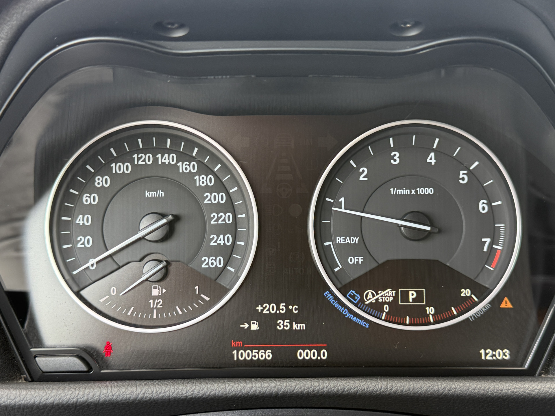 Foto van BMW 220i Active Tourer