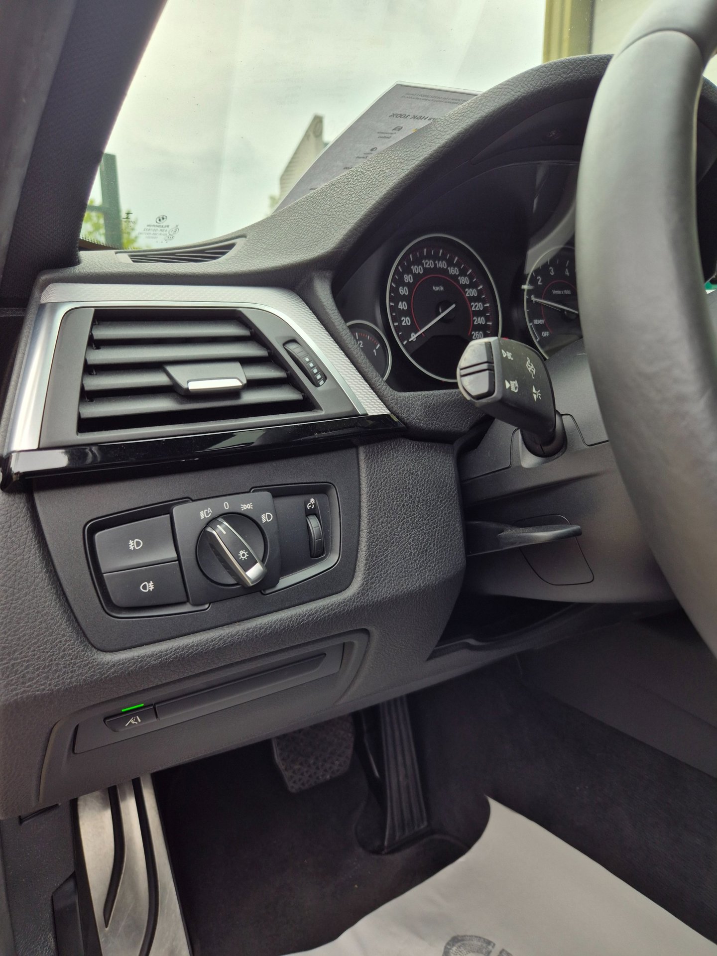 Foto van BMW 330i