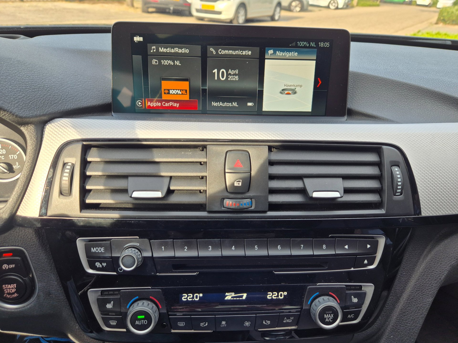 Foto van BMW 330i