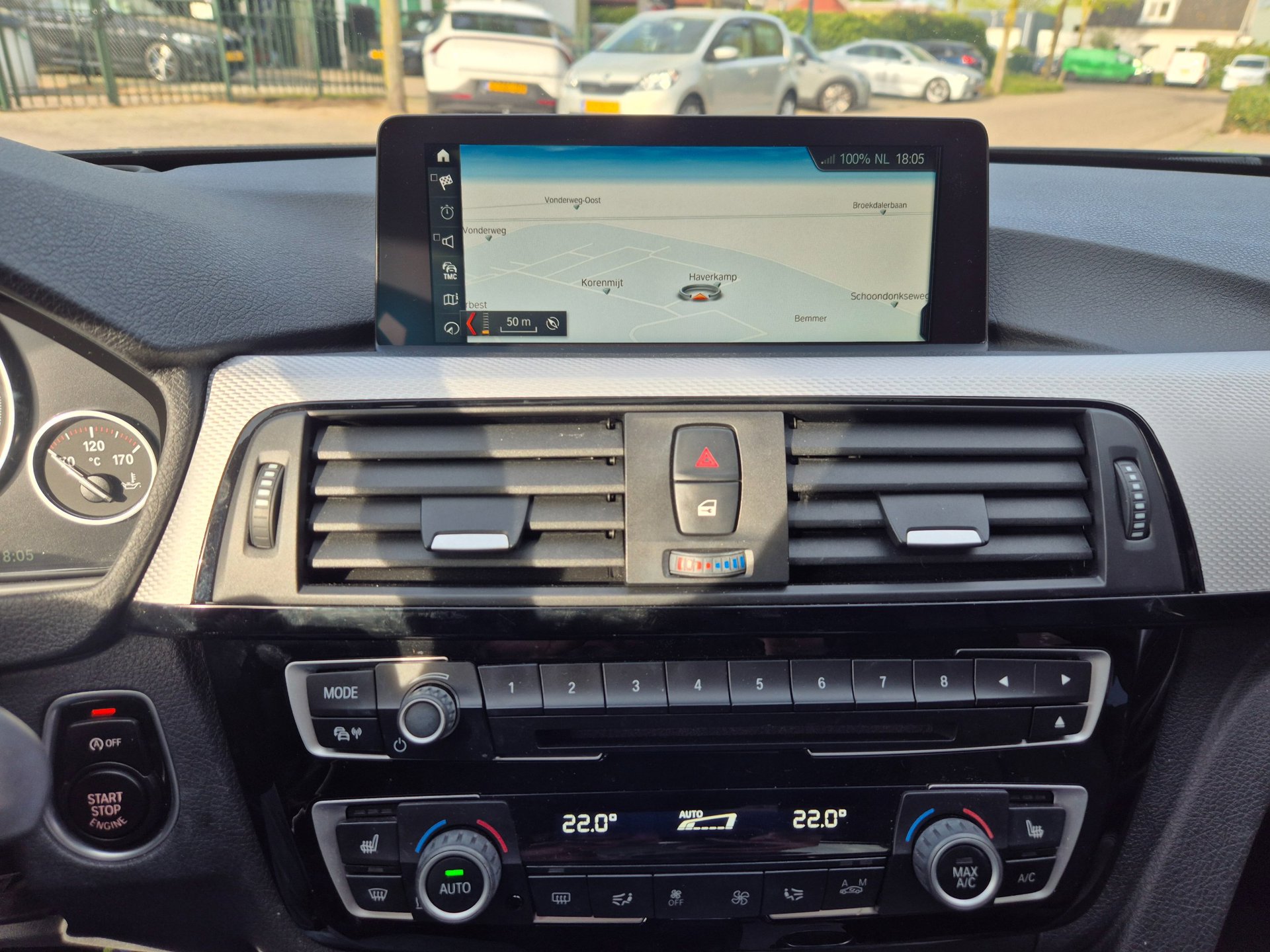 Foto van BMW 330i