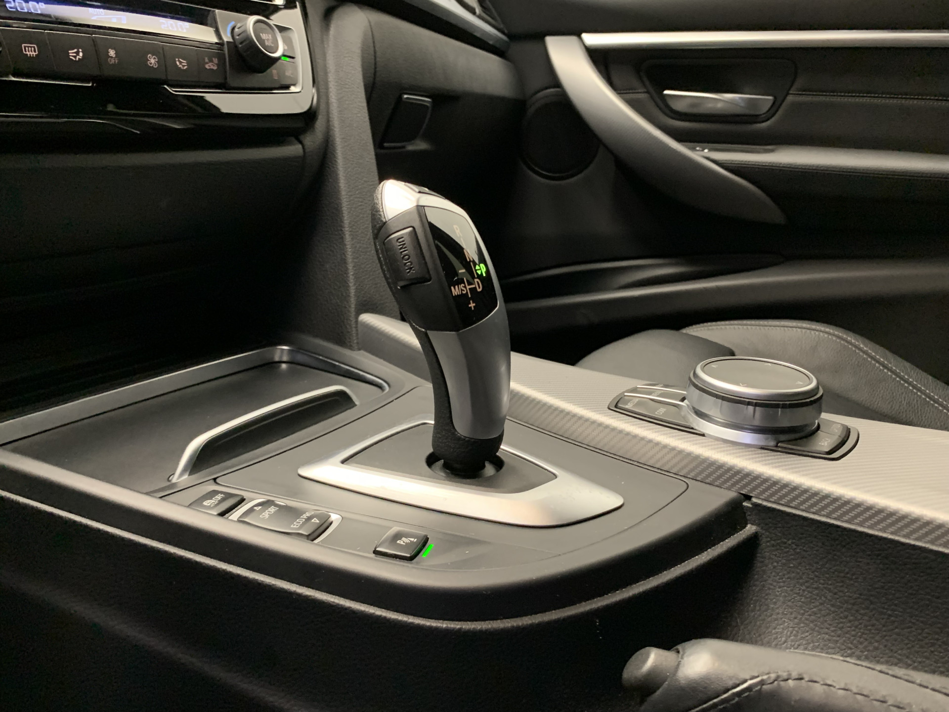 Foto van BMW 318i
