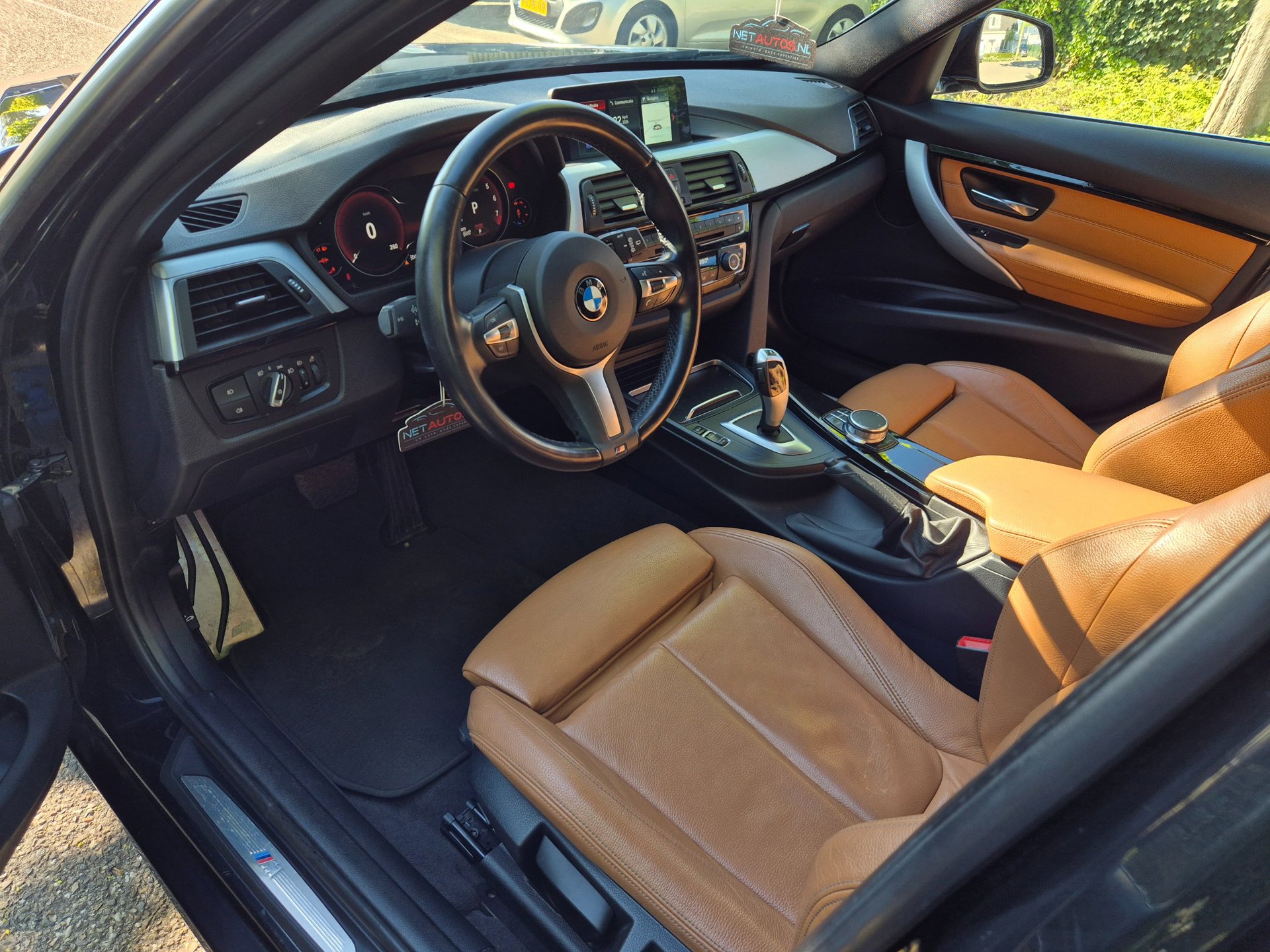 Foto van BMW 318i