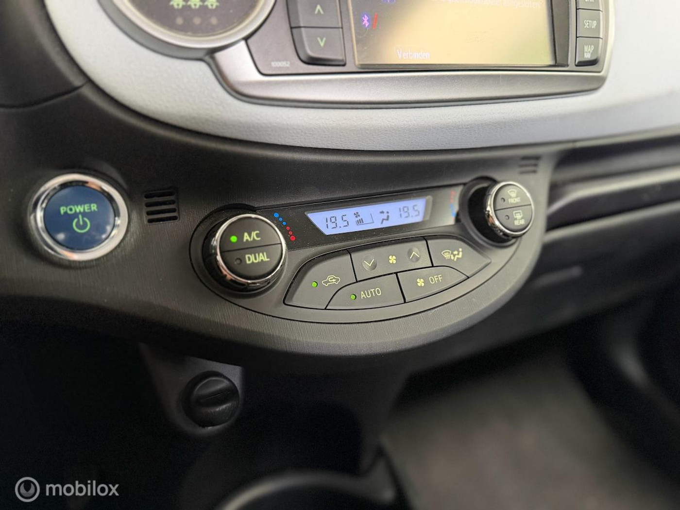 Foto van Toyota Toyota Yaris Hybrid