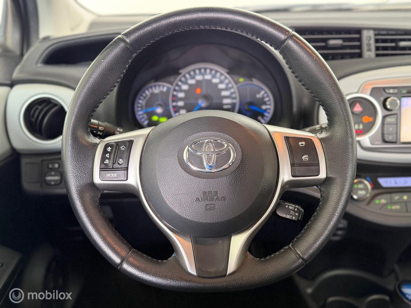 Foto van Toyota Toyota Yaris Hybrid