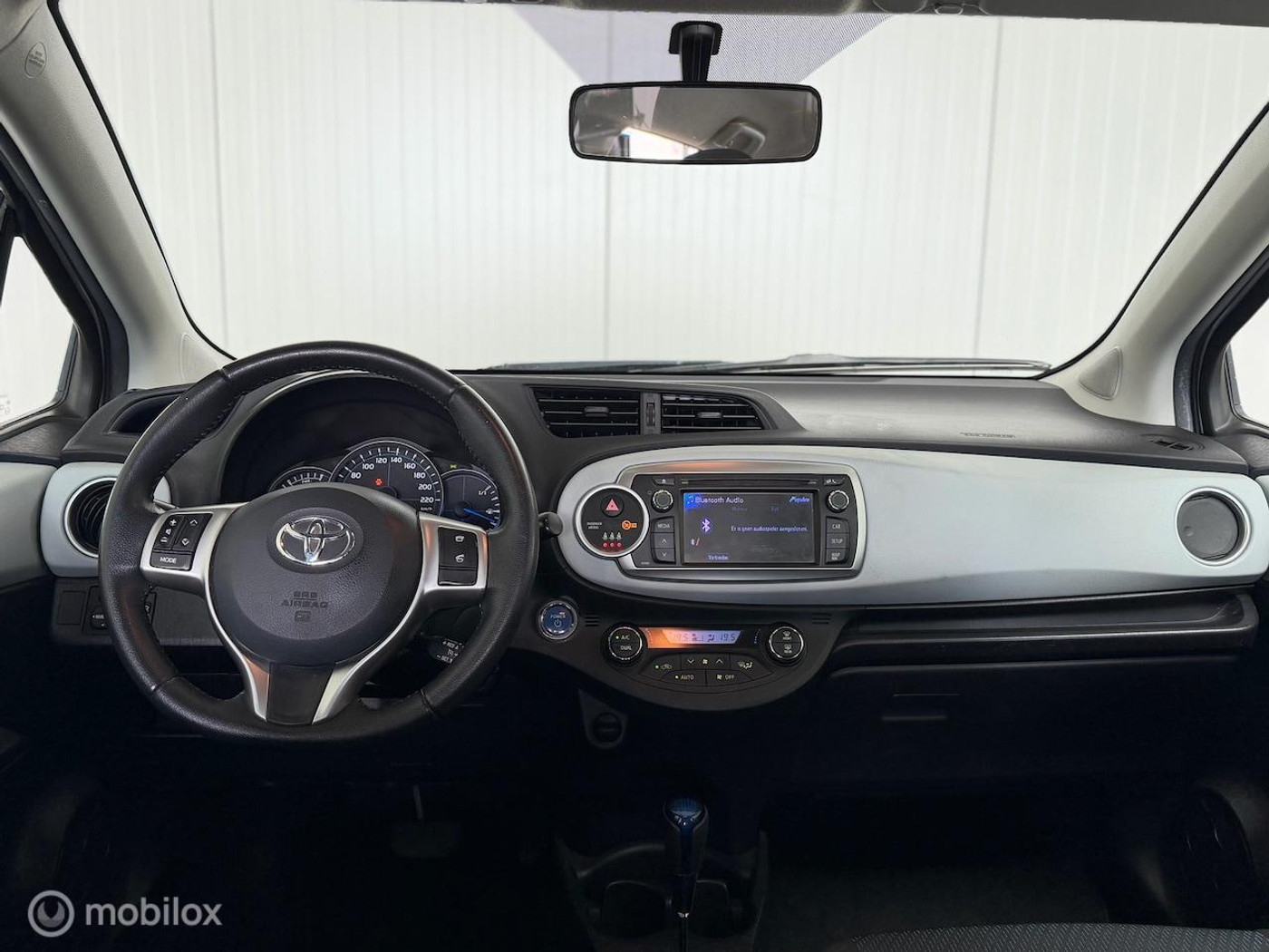 Foto van Toyota Toyota Yaris Hybrid