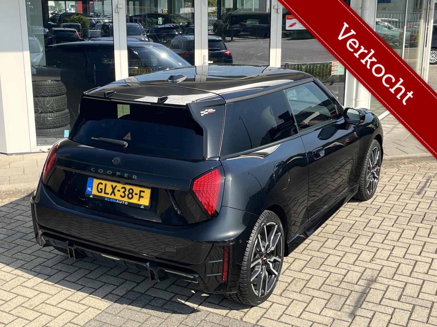 Foto van Mini Cooper E