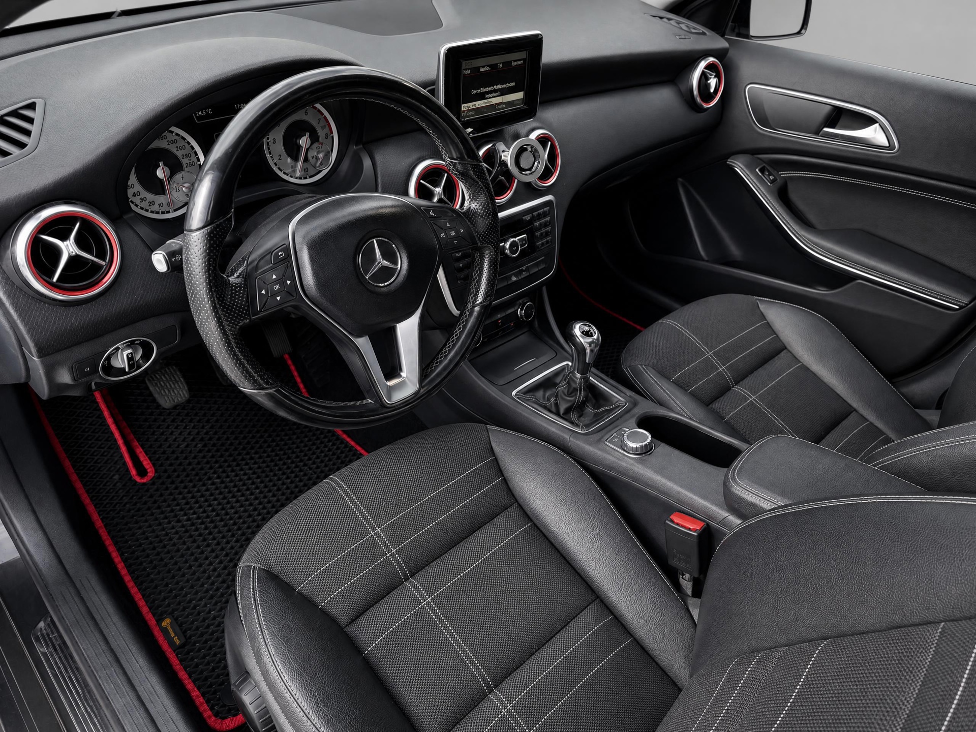 Foto van Mercedes-Benz A 180