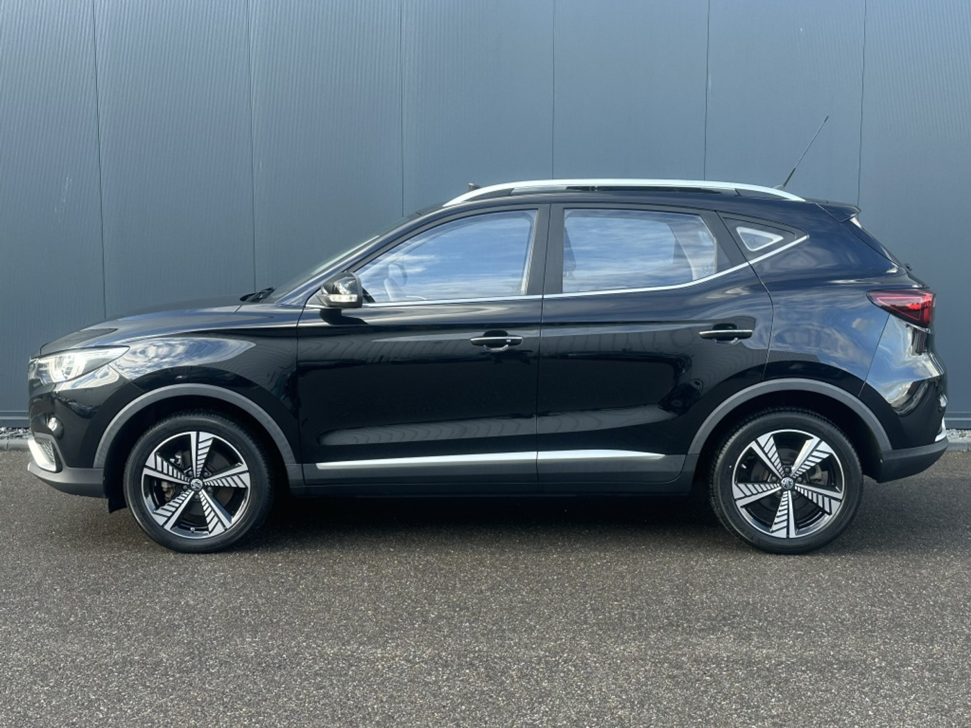 Foto van MG MG ZS Ev