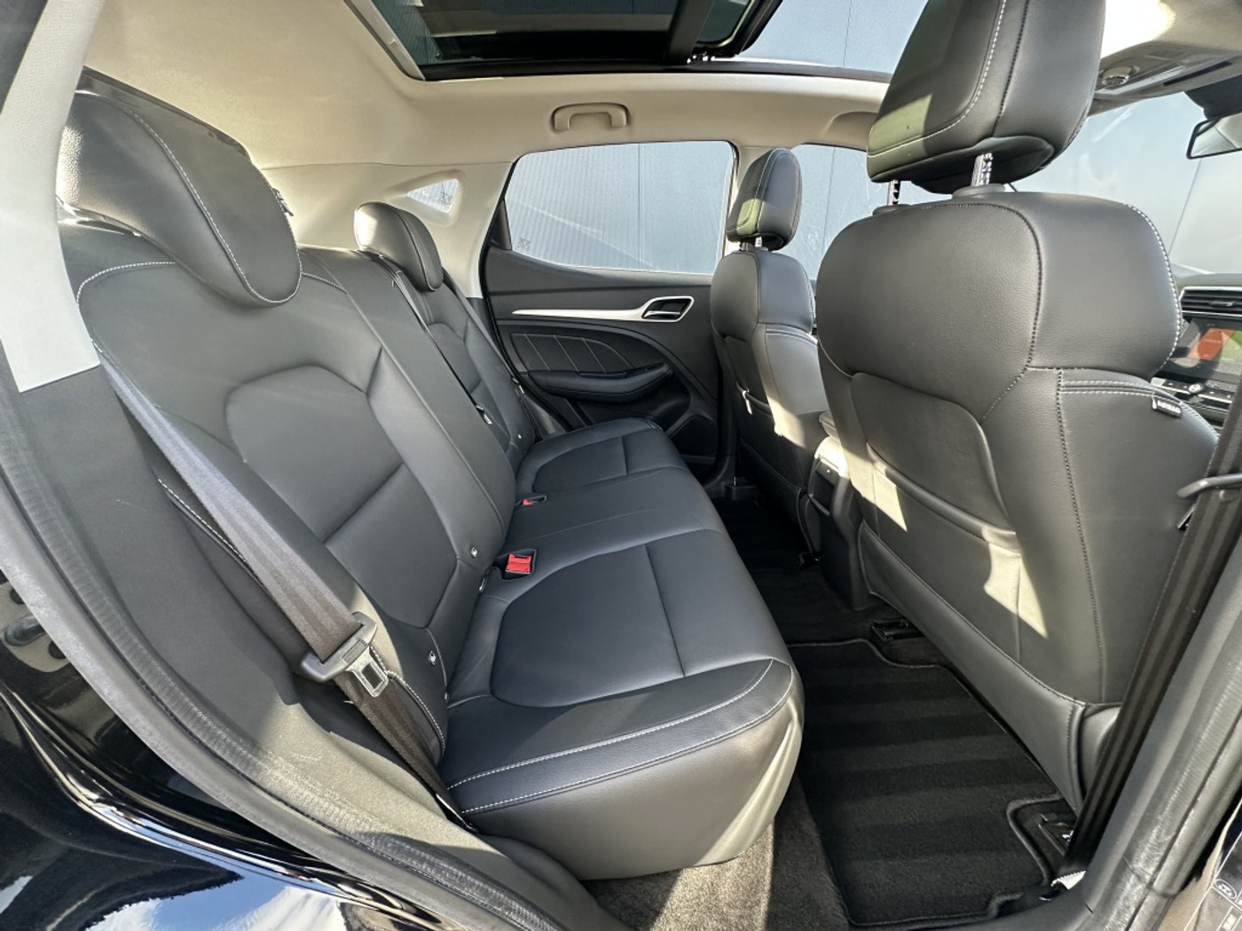 Foto van MG MG ZS Ev