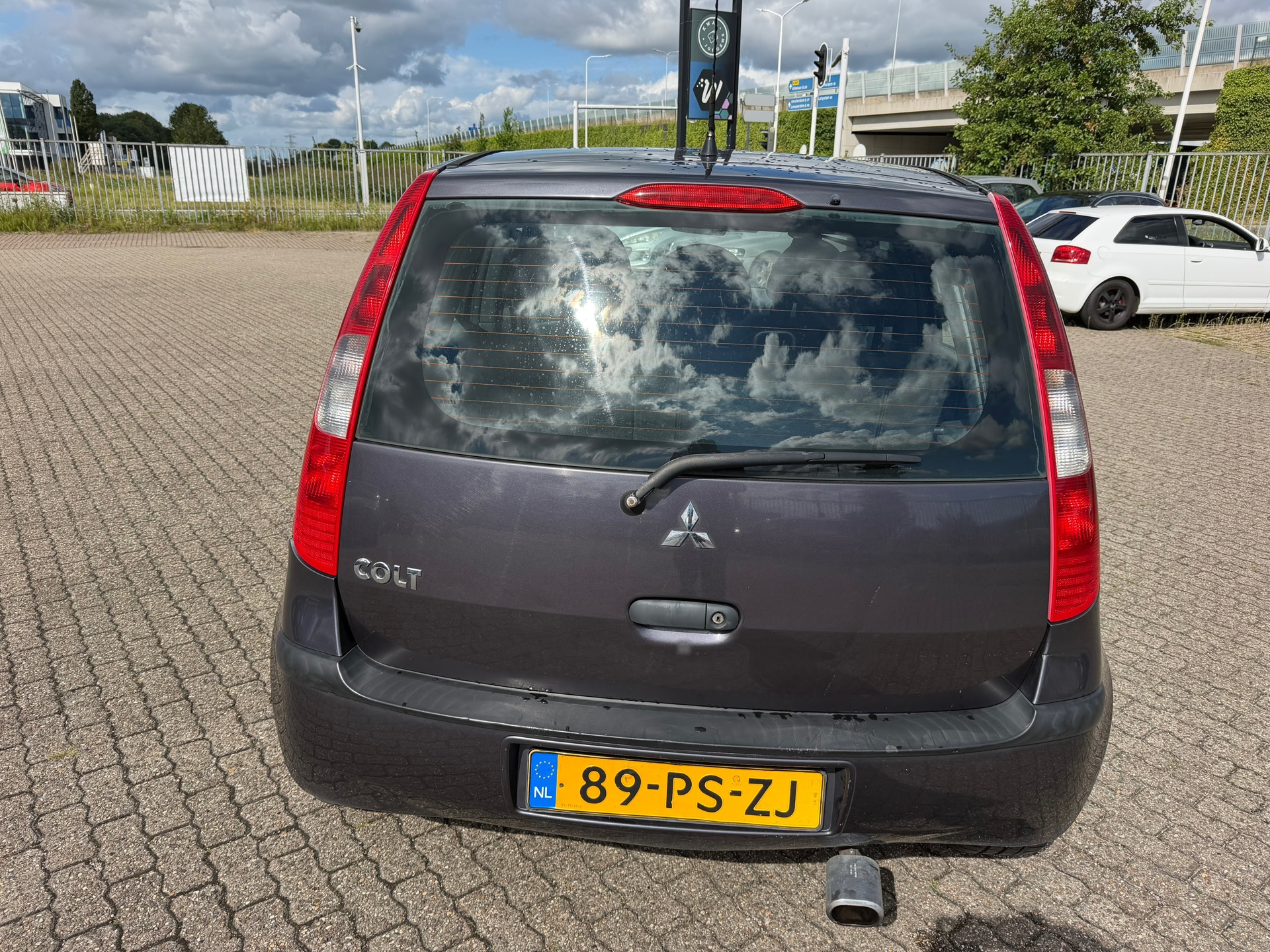 Foto van Mitsubishi Mitsubishi Colt
