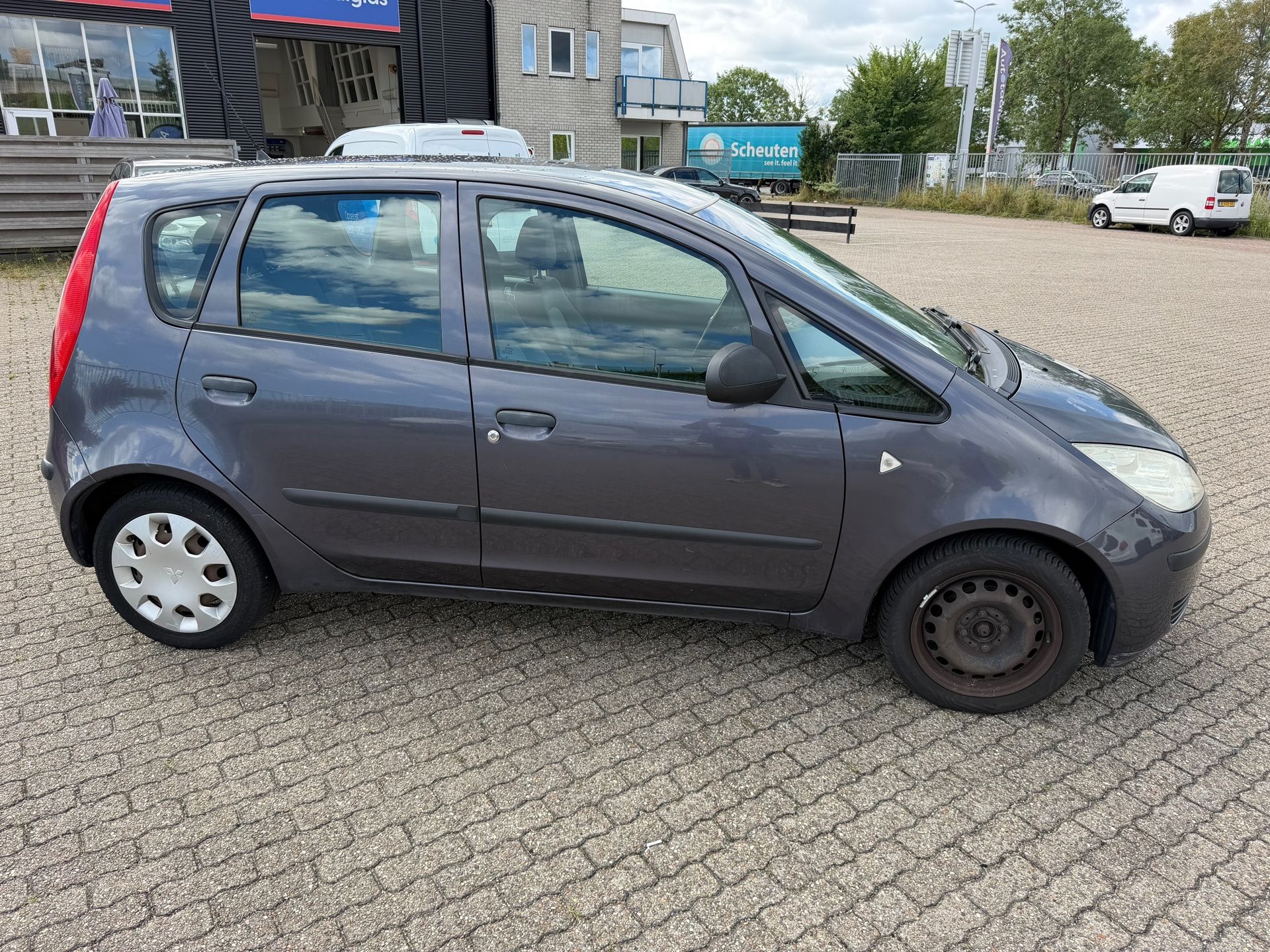 Foto van Mitsubishi Mitsubishi Colt