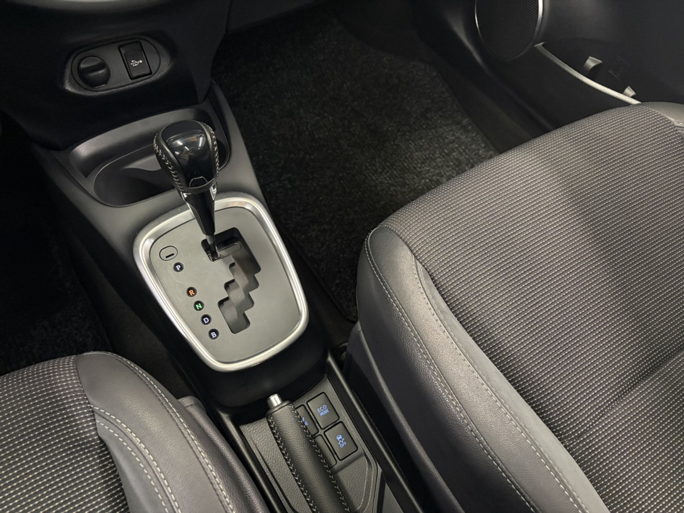 Foto van Toyota Toyota Yaris Hybrid