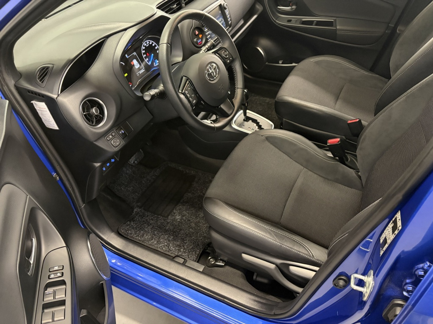 Foto van Toyota Toyota Yaris Hybrid