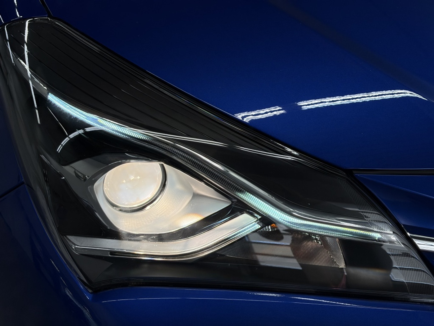 Foto van Toyota Toyota Yaris Hybrid