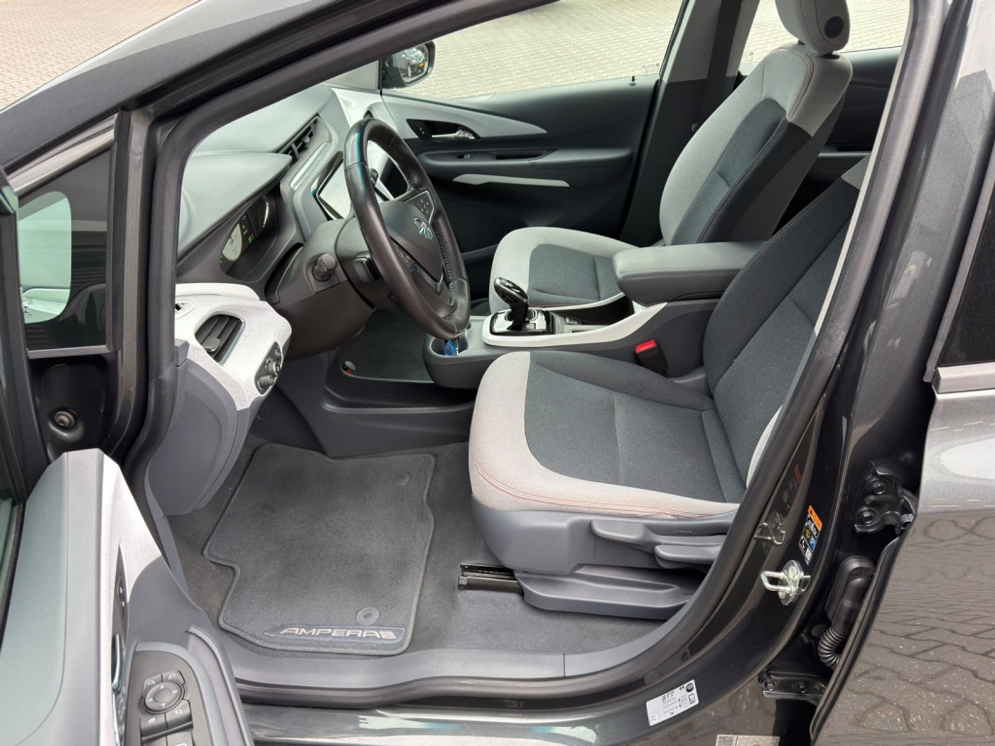 Foto van Opel Ampera-e