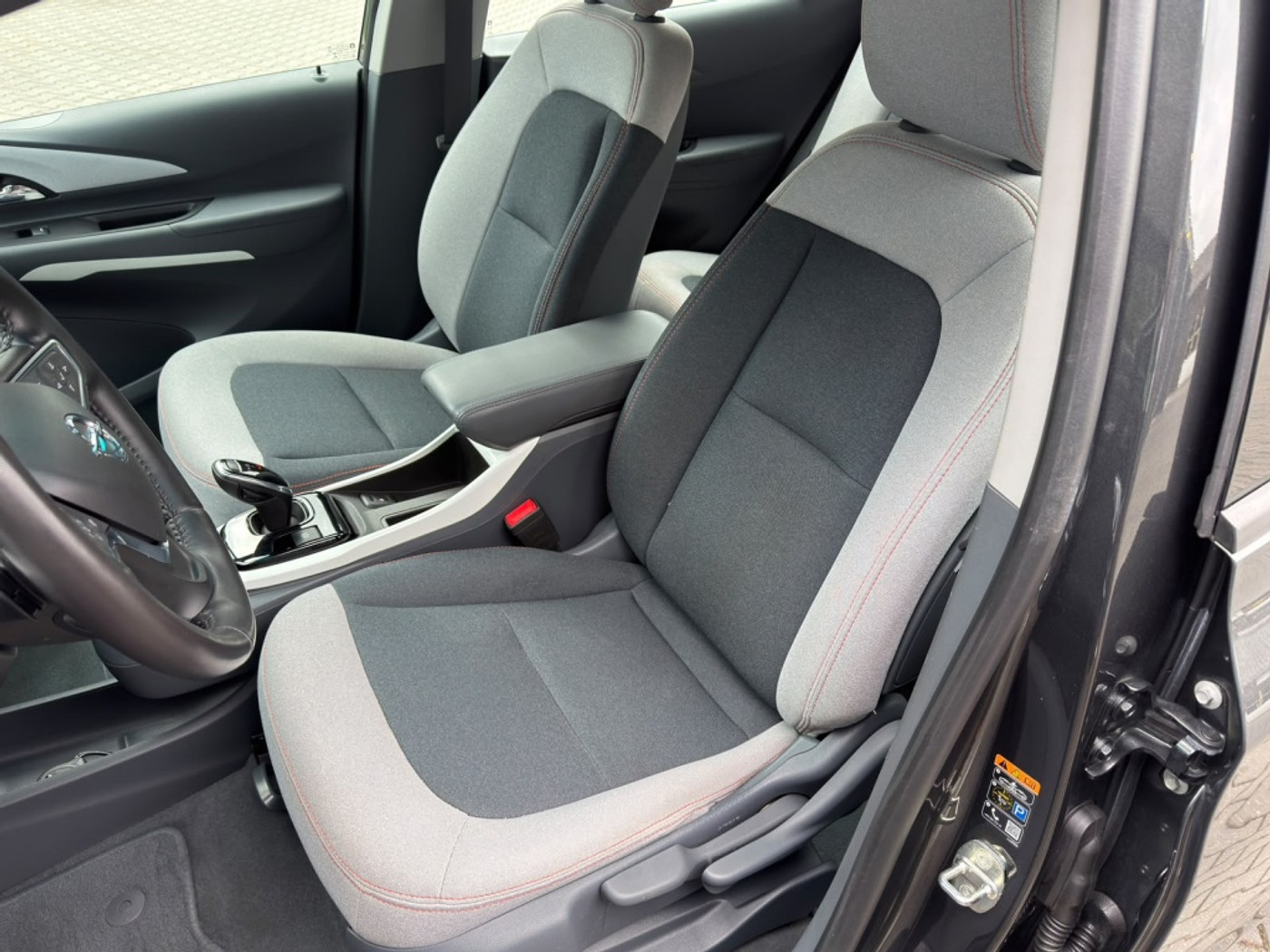 Foto van Opel Ampera-e
