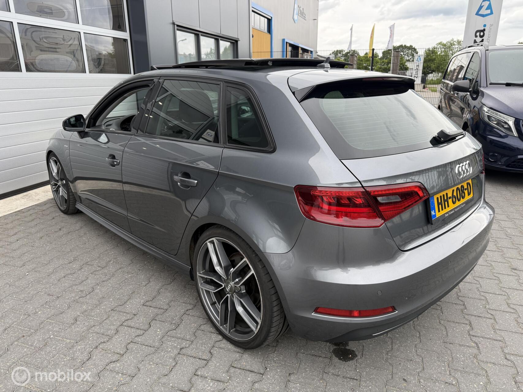 Foto van Audi A3 Sportback E-tron