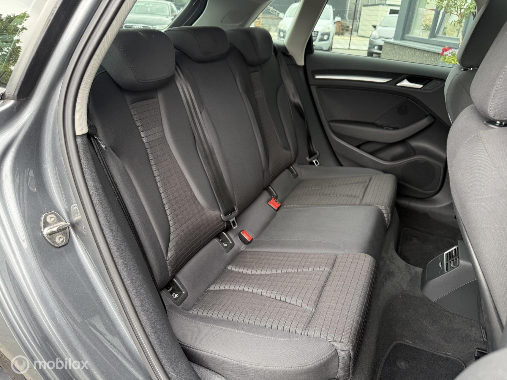 Foto van Audi A3 Sportback E-tron
