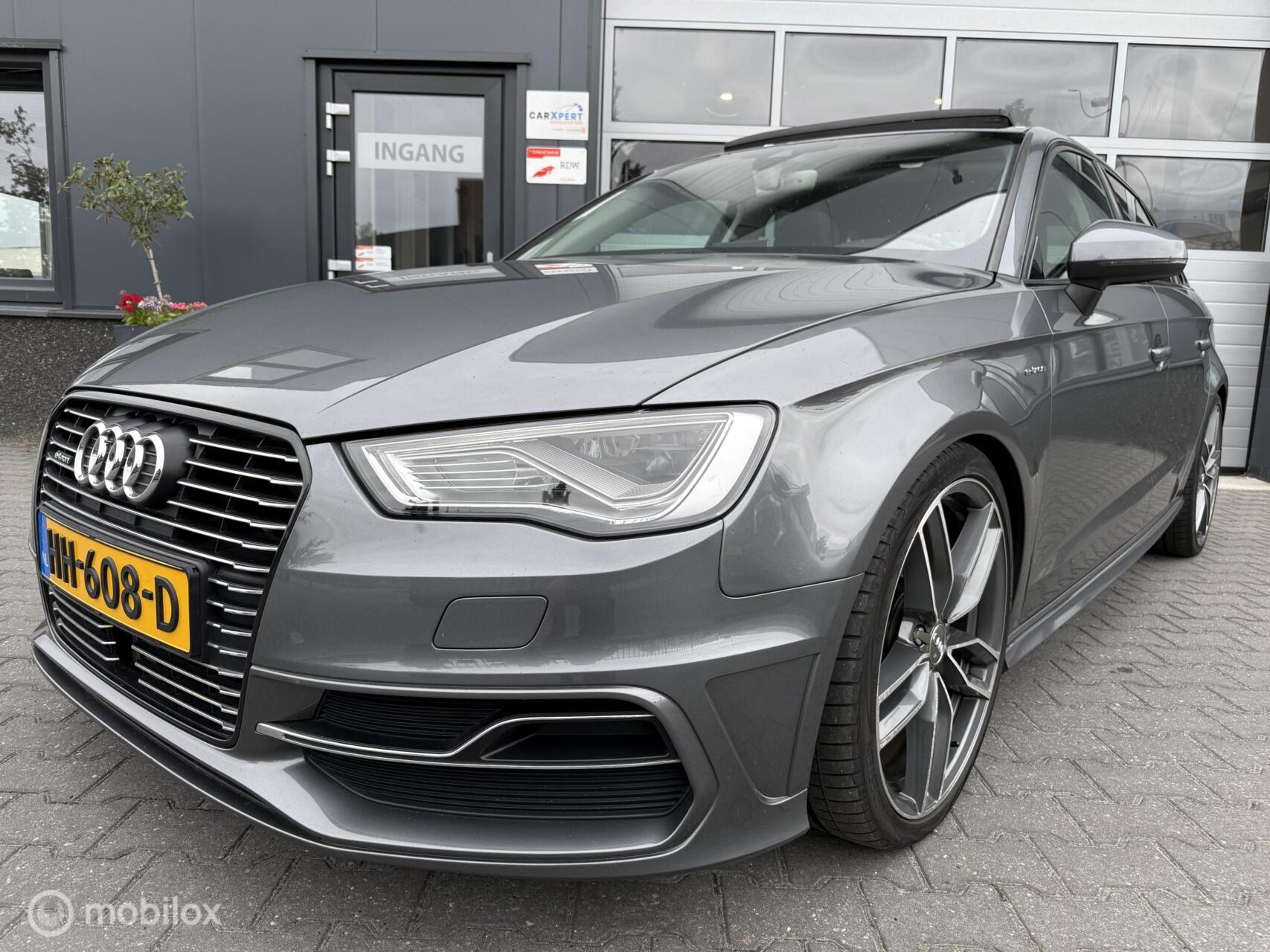 Foto van Audi A3 Sportback E-tron