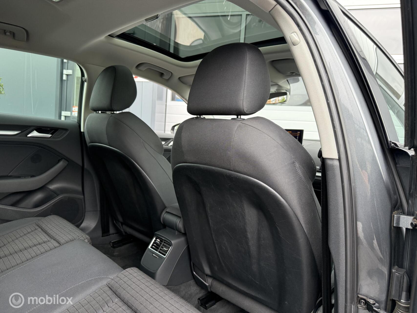 Foto van Audi A3 Sportback E-tron