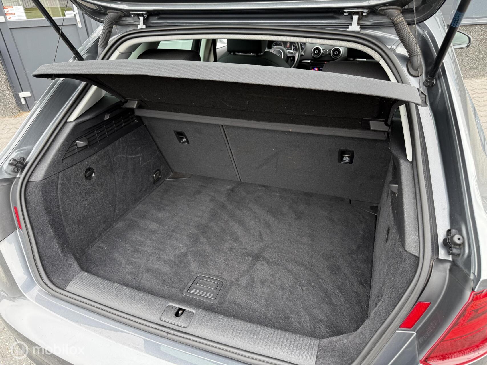 Foto van Audi A3 Sportback E-tron