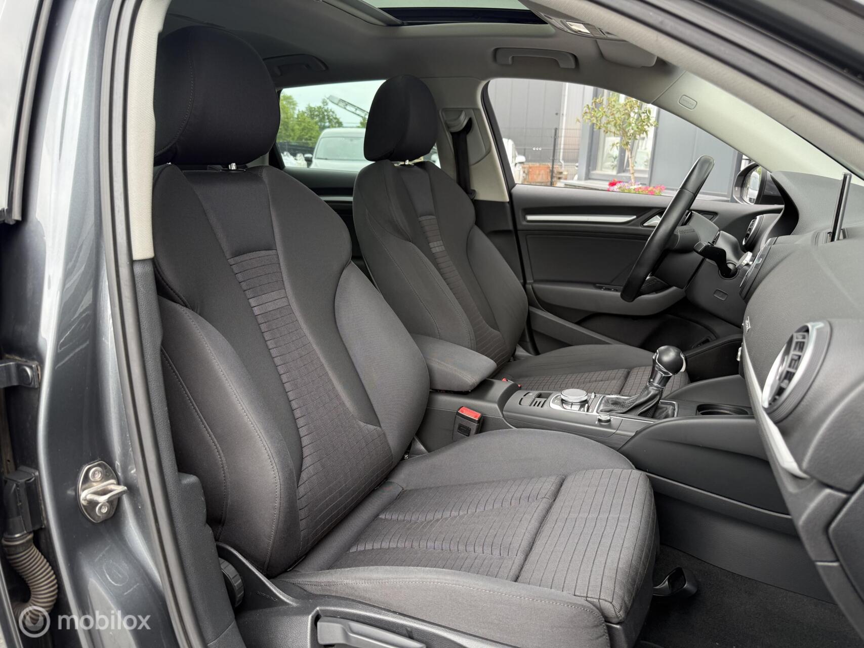 Foto van Audi A3 Sportback E-tron