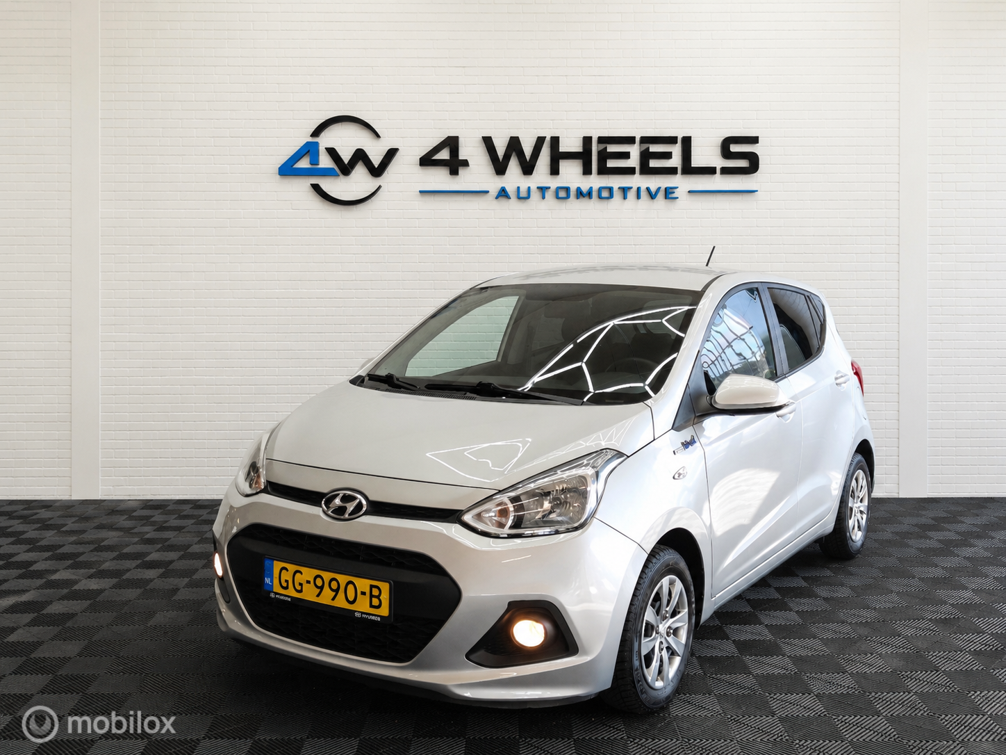 Hyundai I10 1.0i Go! 2015 - voorkant