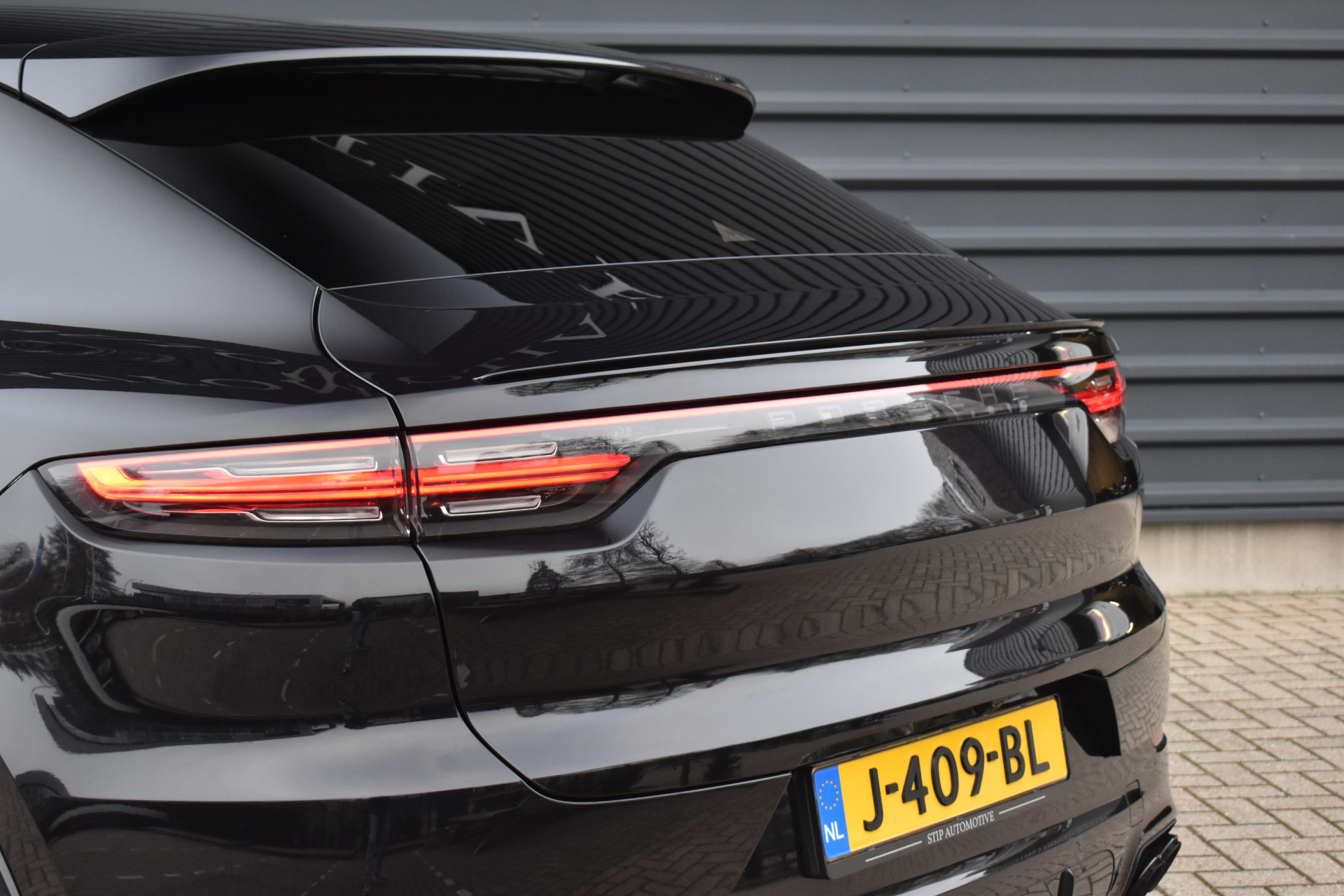 Foto van Porsche Cayenne E-hybrid