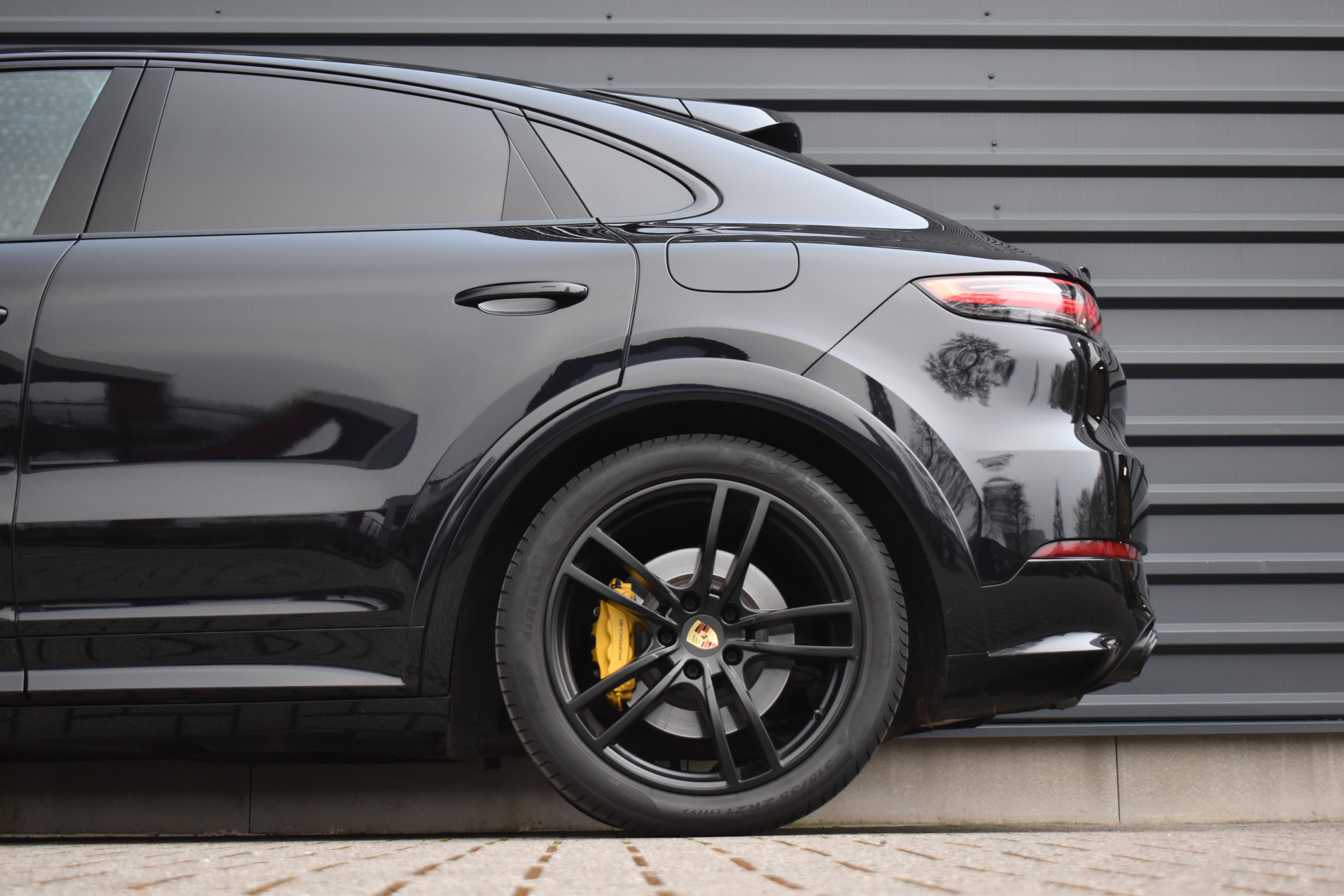 Foto van Porsche Cayenne E-hybrid