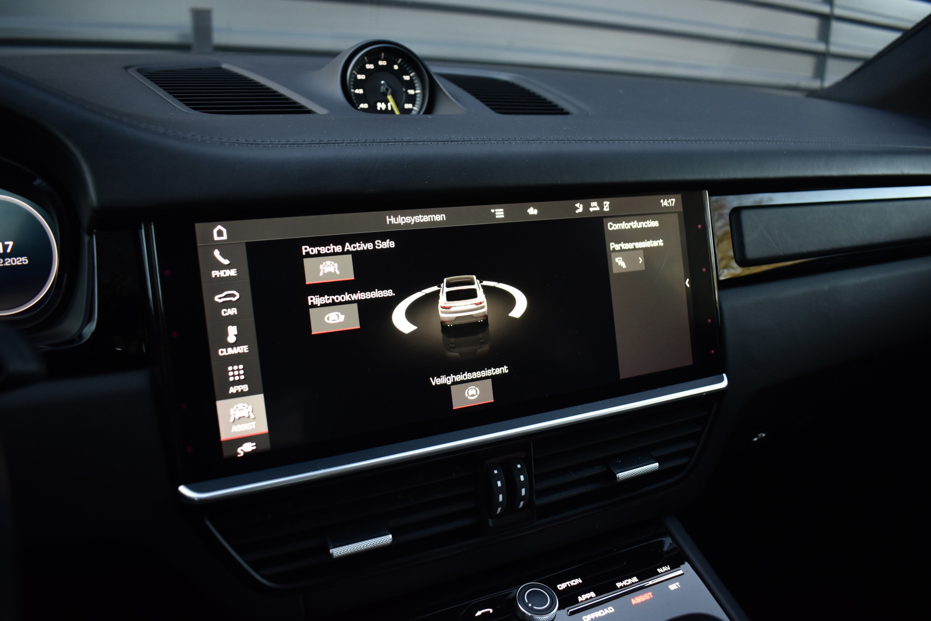Foto van Porsche Cayenne E-hybrid
