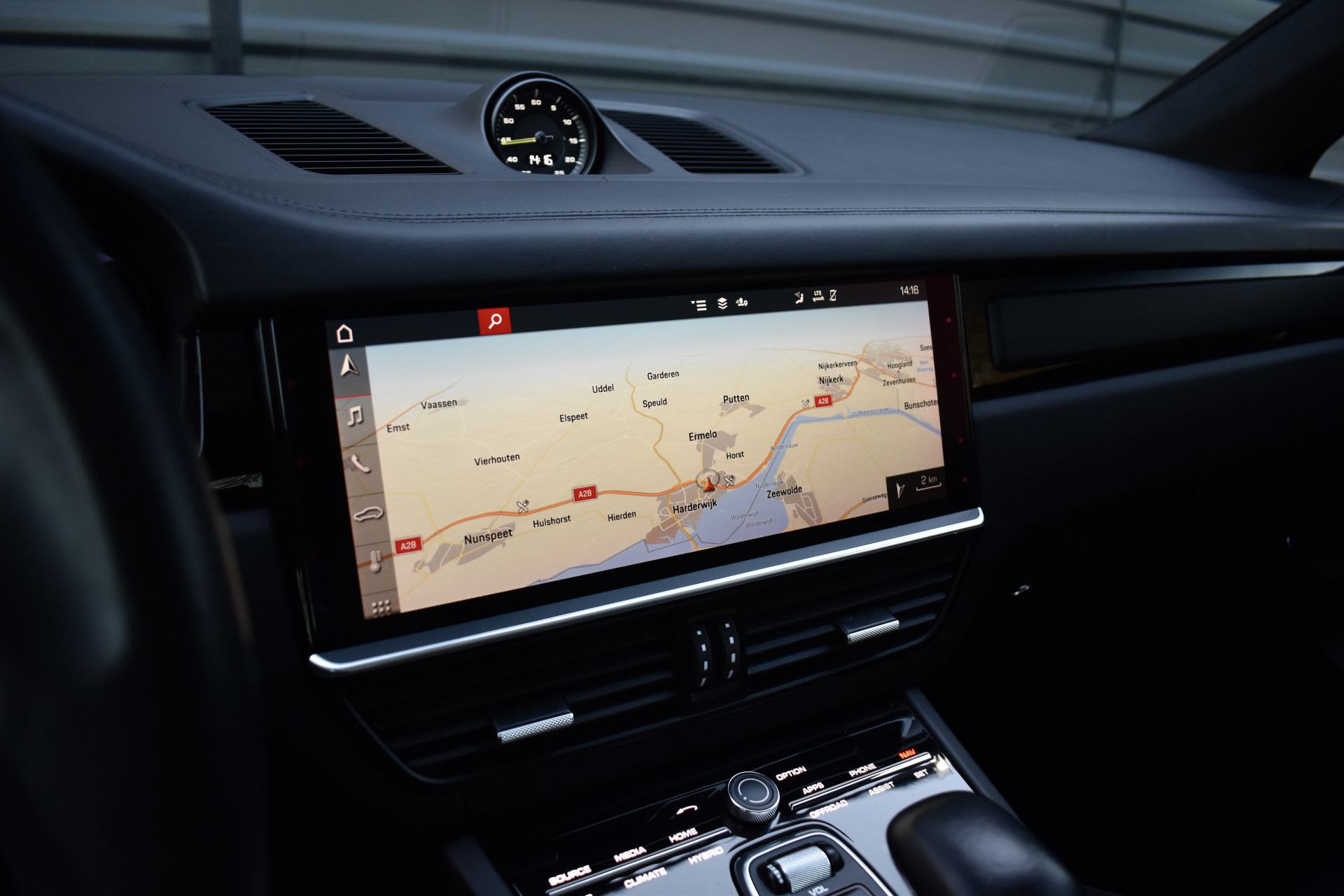 Foto van Porsche Cayenne E-hybrid