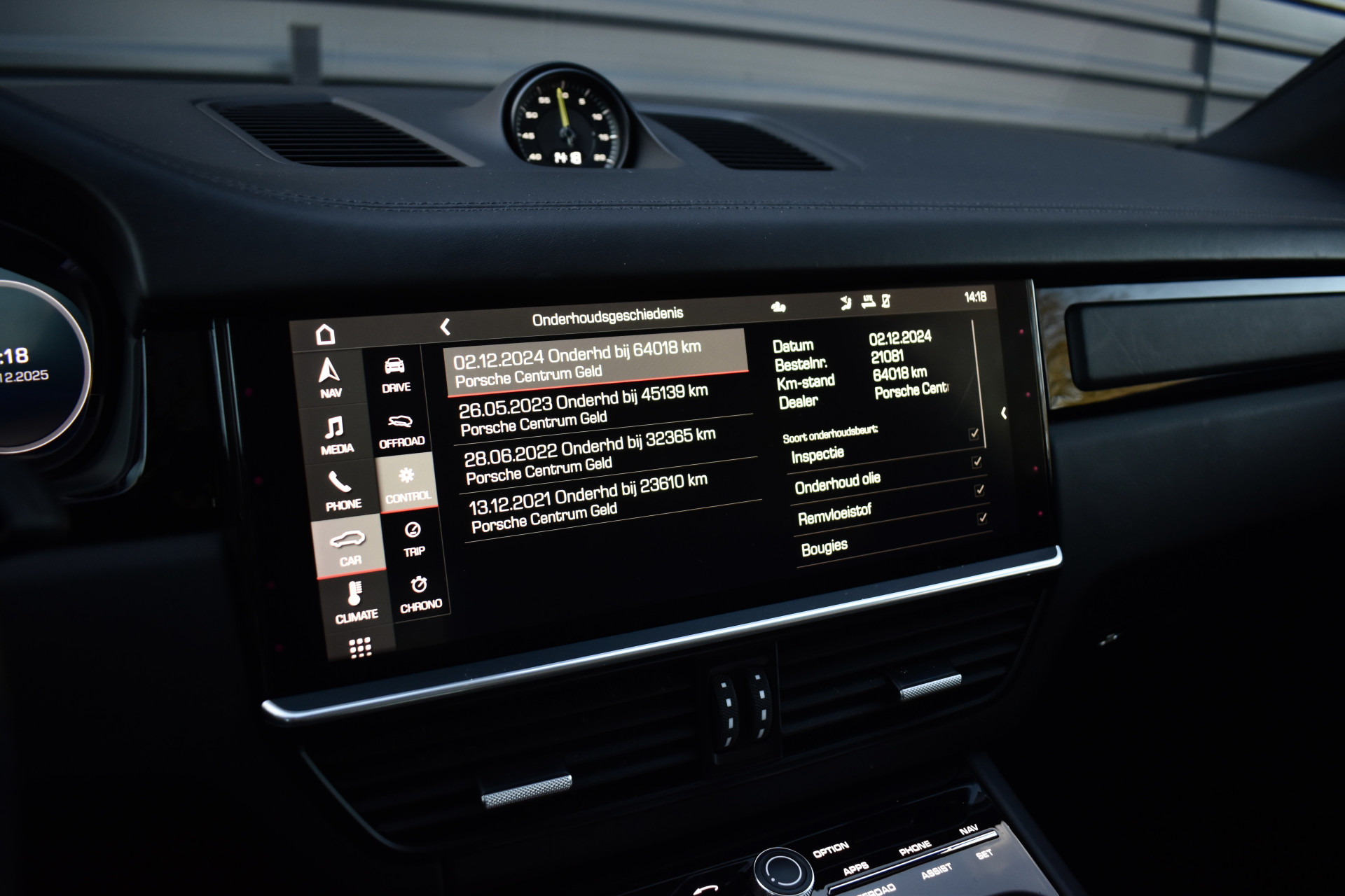 Foto van Porsche Cayenne E-hybrid