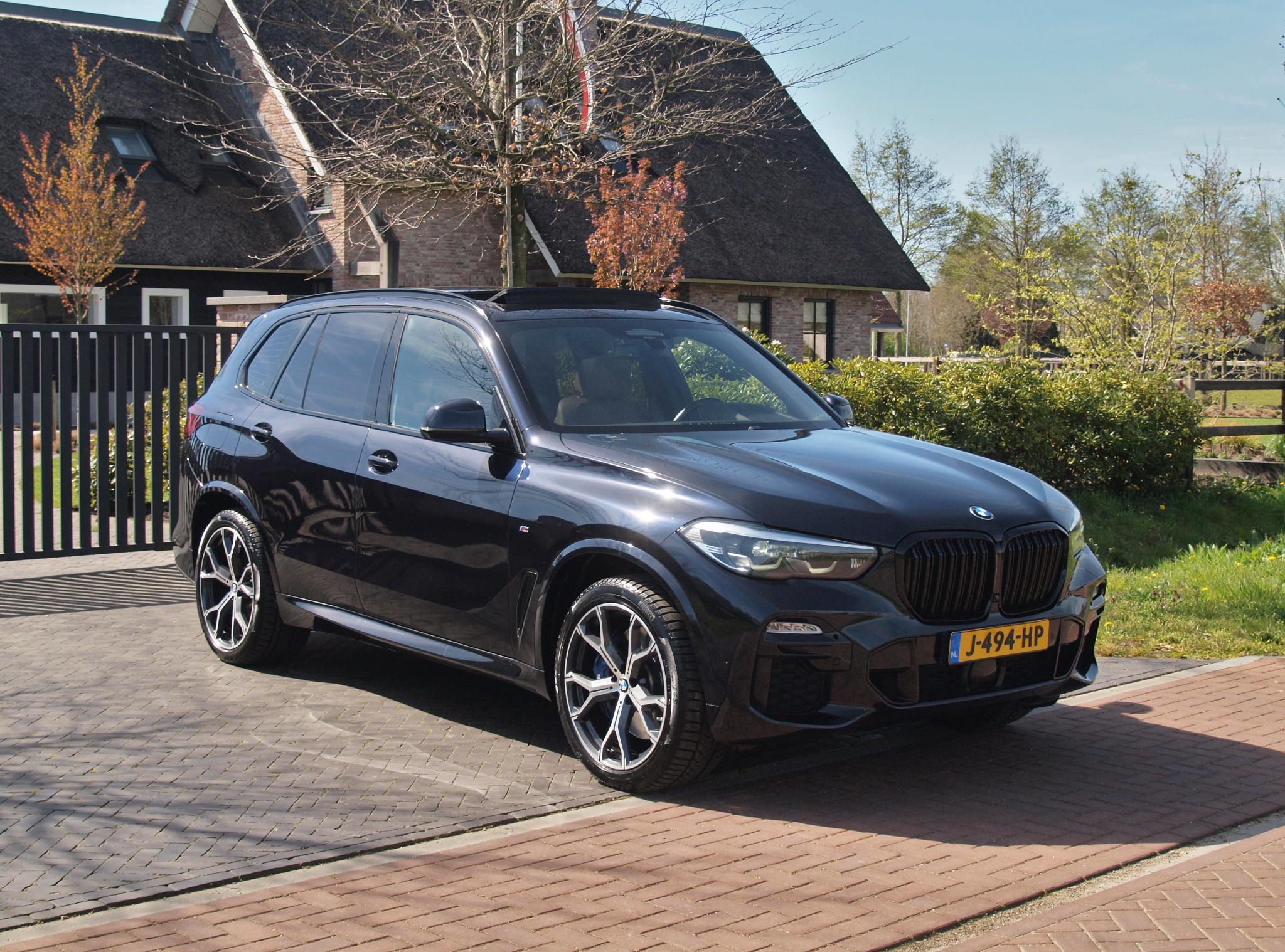 Foto van BMW X5 Xdrive45e